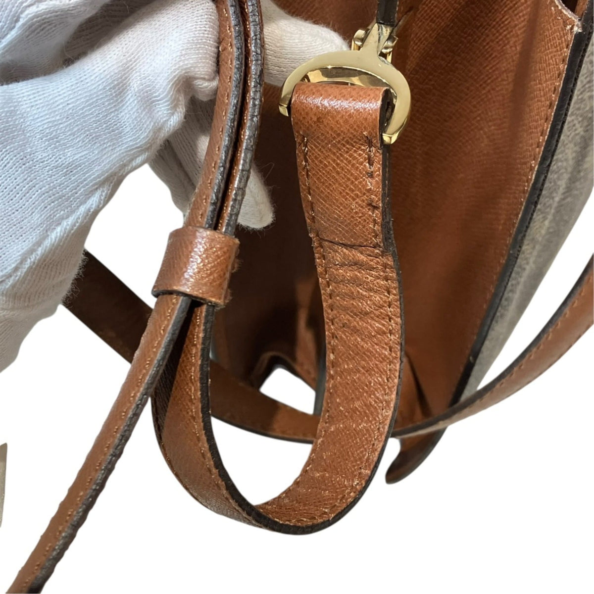 Louis Vuitton Brown Monogram Shoulder Bag (Pre-Owned)