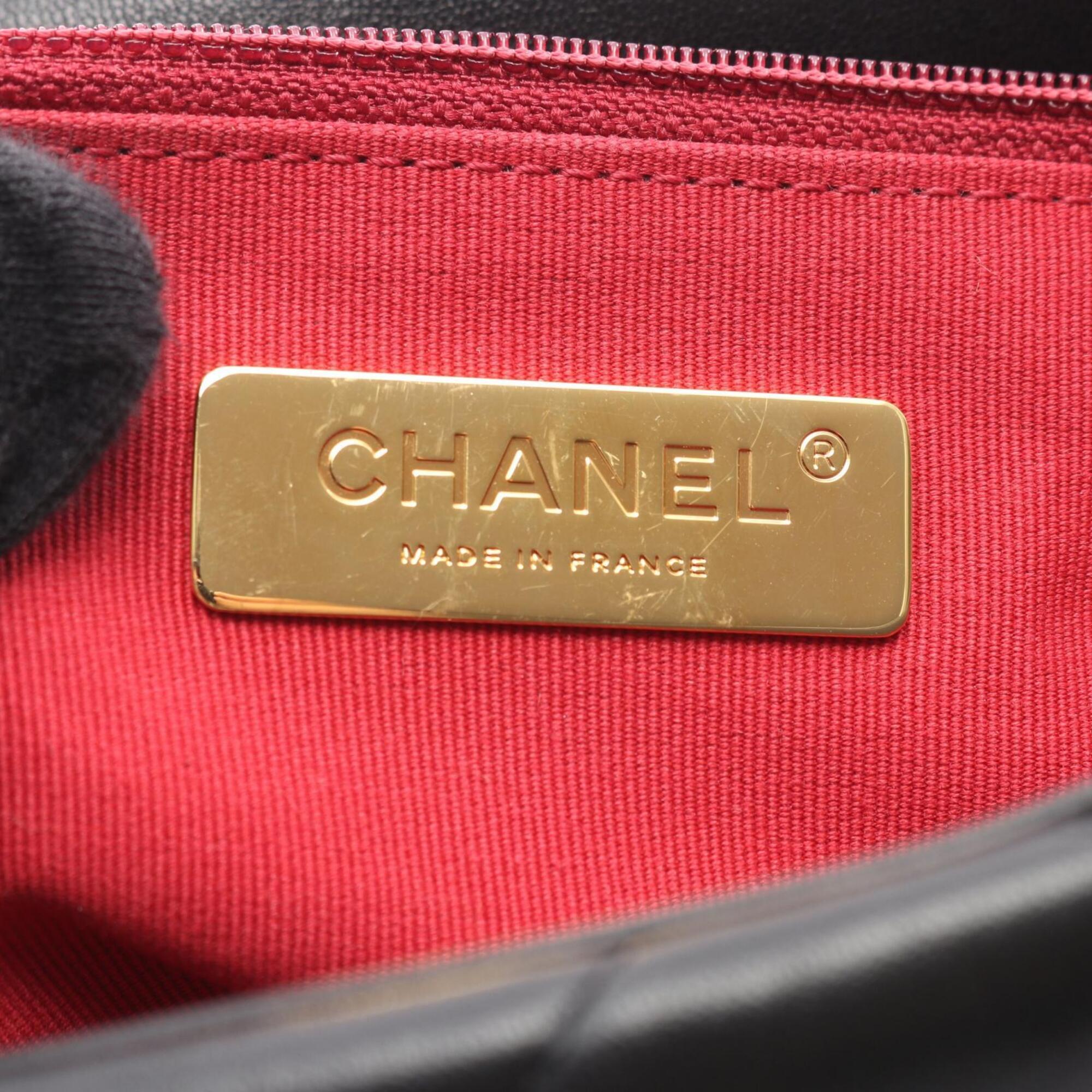 Chanel Black Leather Handbag Shoulder Bag (Pre-Owned)
