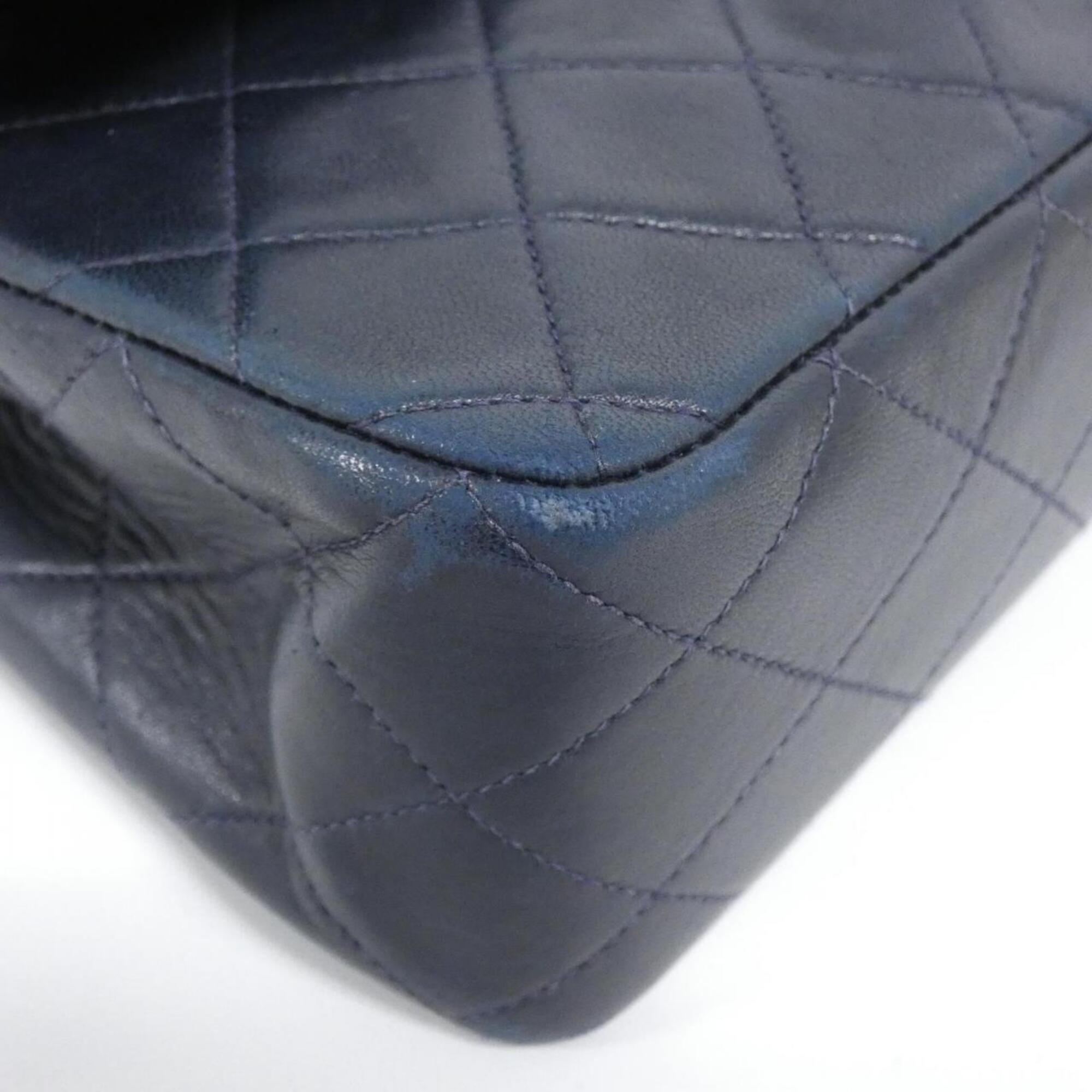 Chanel Navy Leather Shoulder Bag (Pre-Owned)