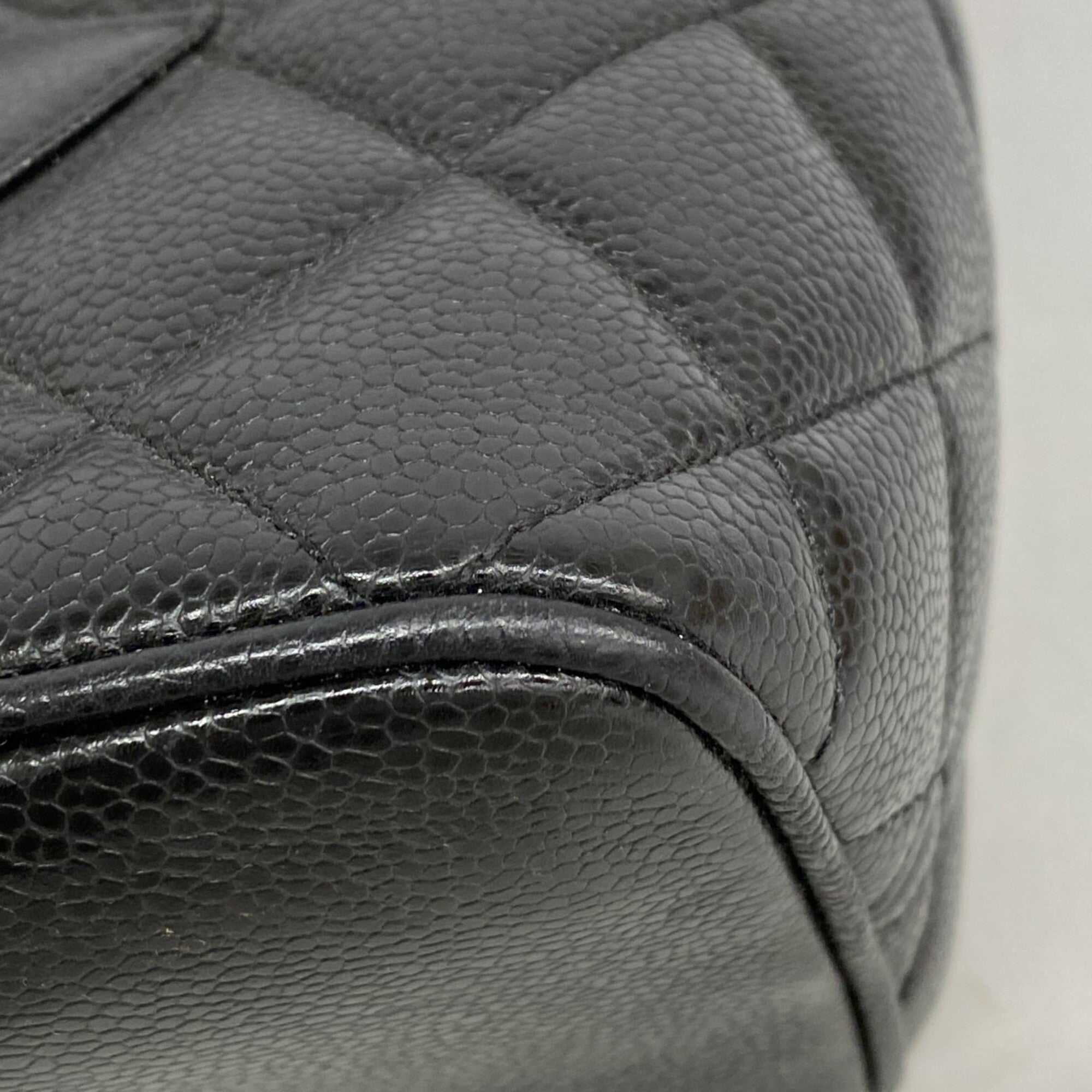 Chanel Black Grained Calfskin Tote Bag (Pre-Owned)