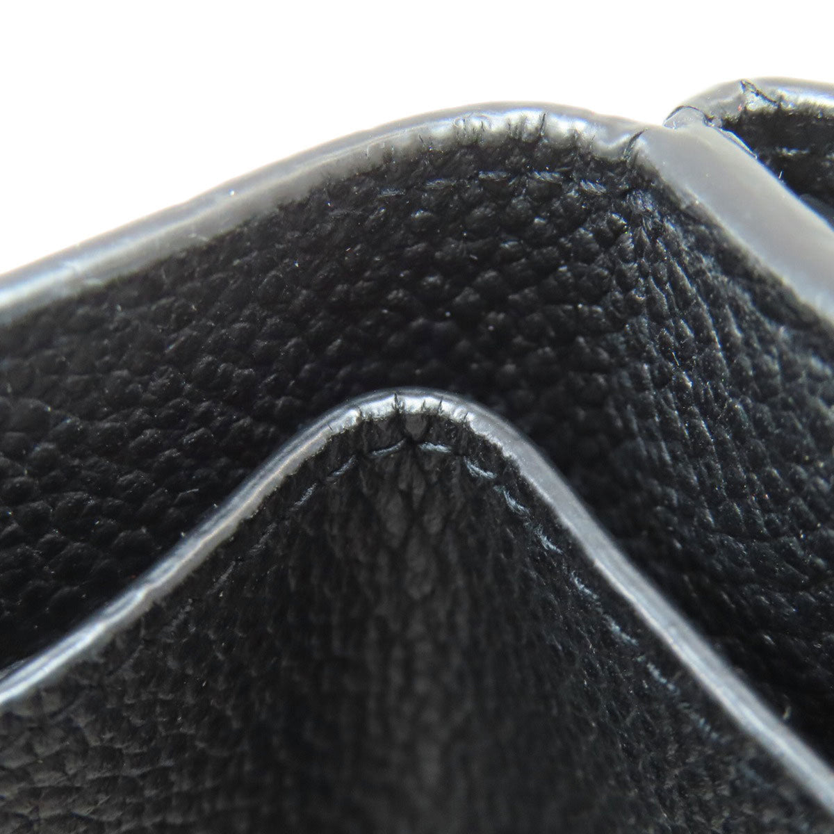 Saint Laurent Black Leather Wallet (Tri-Fold) (Pre-Owned)