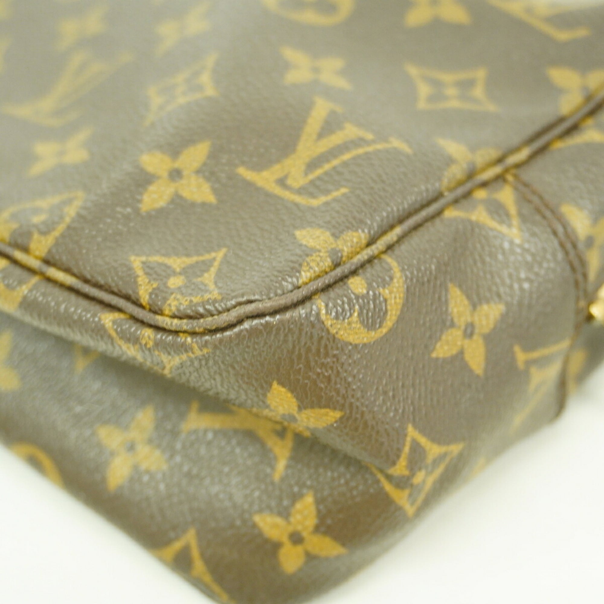 Louis Vuitton Brown Pouch (Pre-Owned)