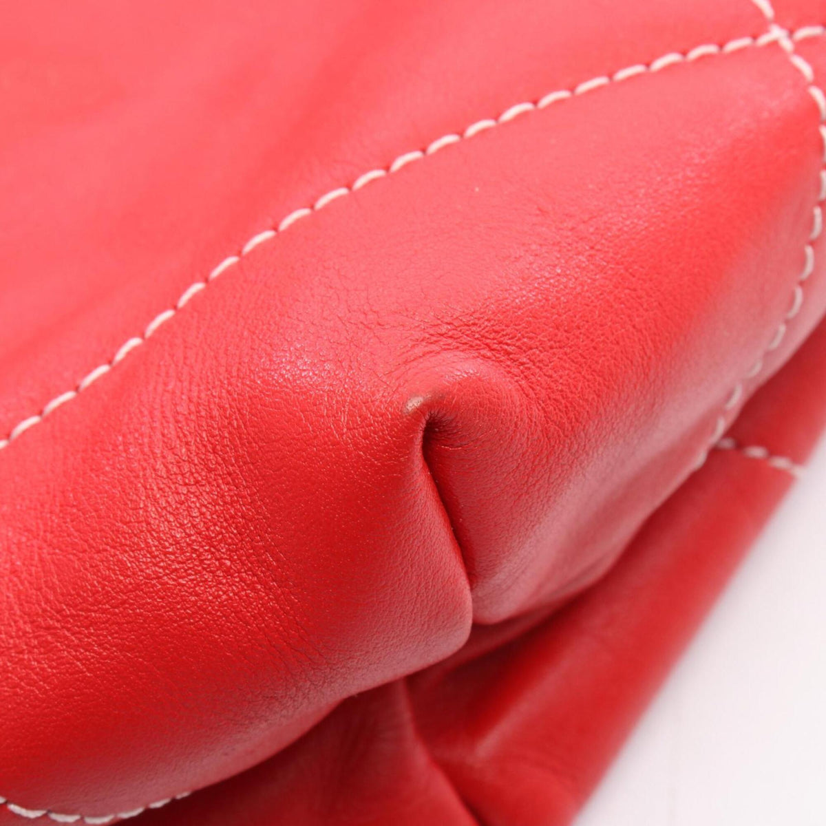 Chanel Red Color Leather Handbag Pouch Shoulder Bag (Pre-Owned)
