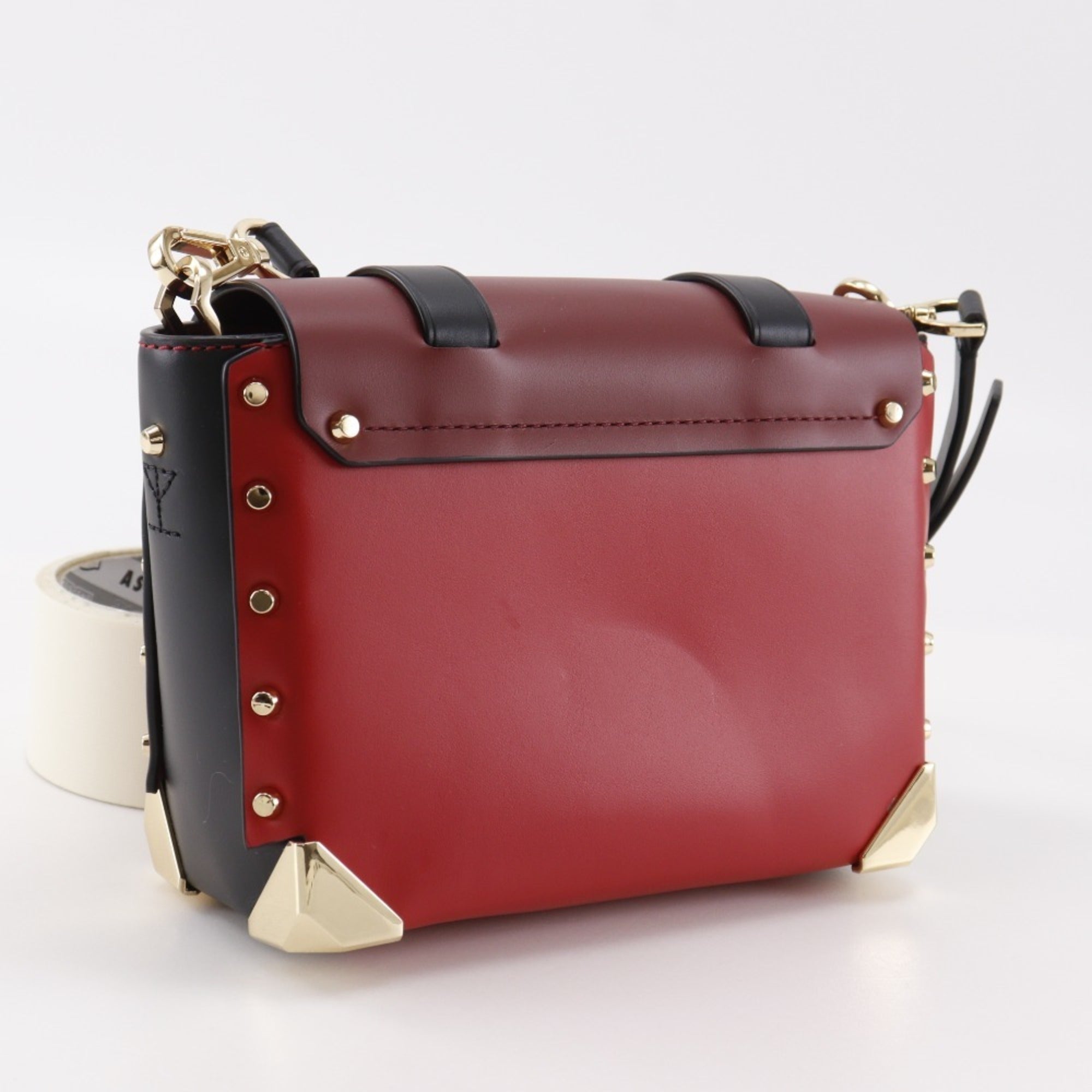 Michael Kors Red Color Leather Shoulder Bag (Pre-Owned)