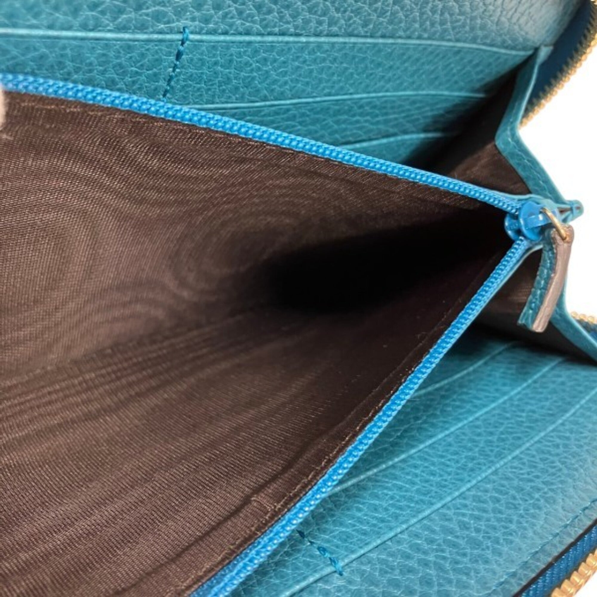 Gucci Turquoise Leather Long Wallet (Bi-Fold) (Pre-Owned)