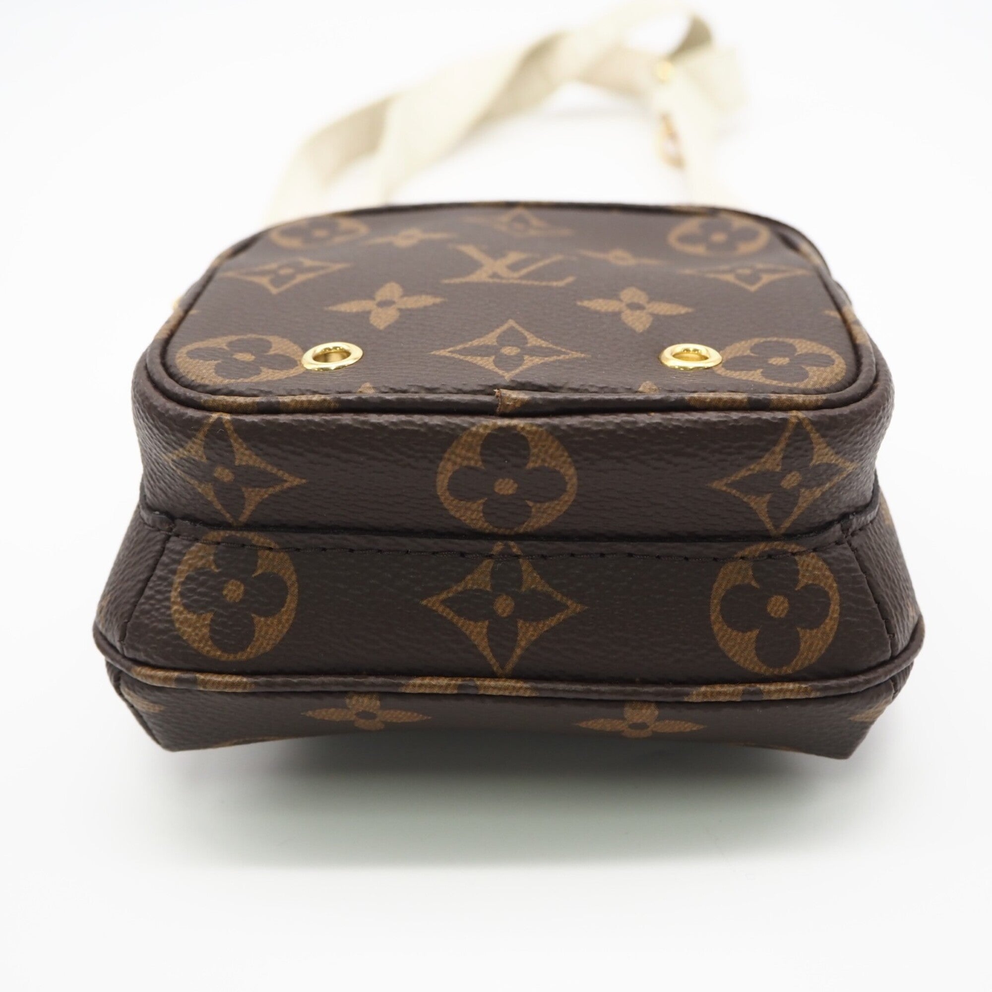 Louis Vuitton Monogram Beige Brown Coated Canvas Leather Shoulder Bag (Pre-Owned)