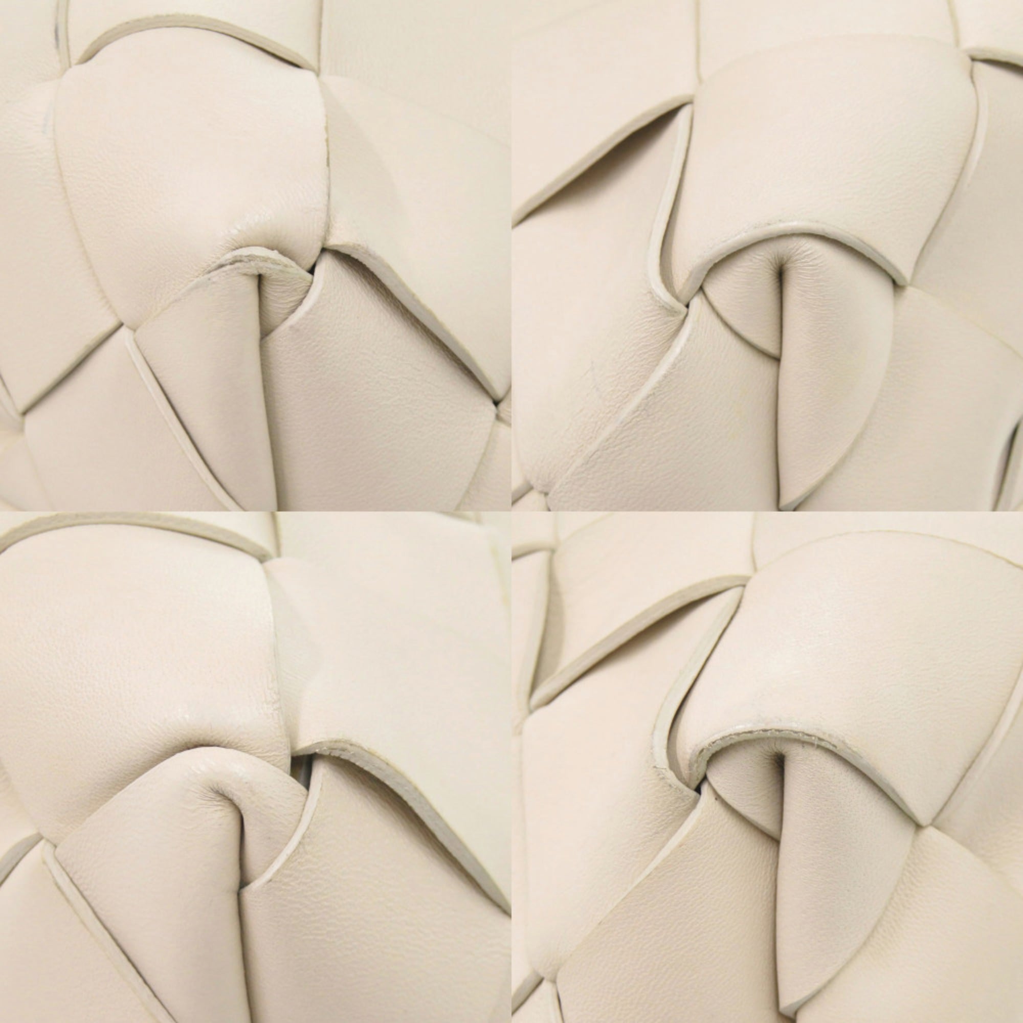 Bottega Veneta Intrecciato Ivory Leather Pouch Tote Bag (Pre-Owned)