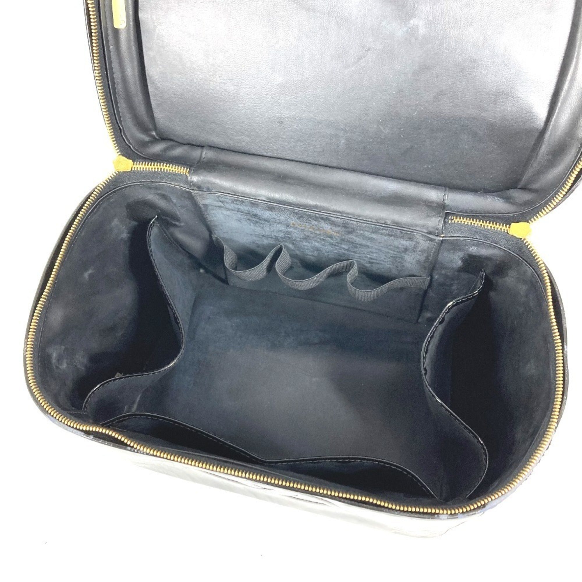Chanel Black Patent Leather Handbag Shoulder Bag Vanity Bag (Pre-Owned)