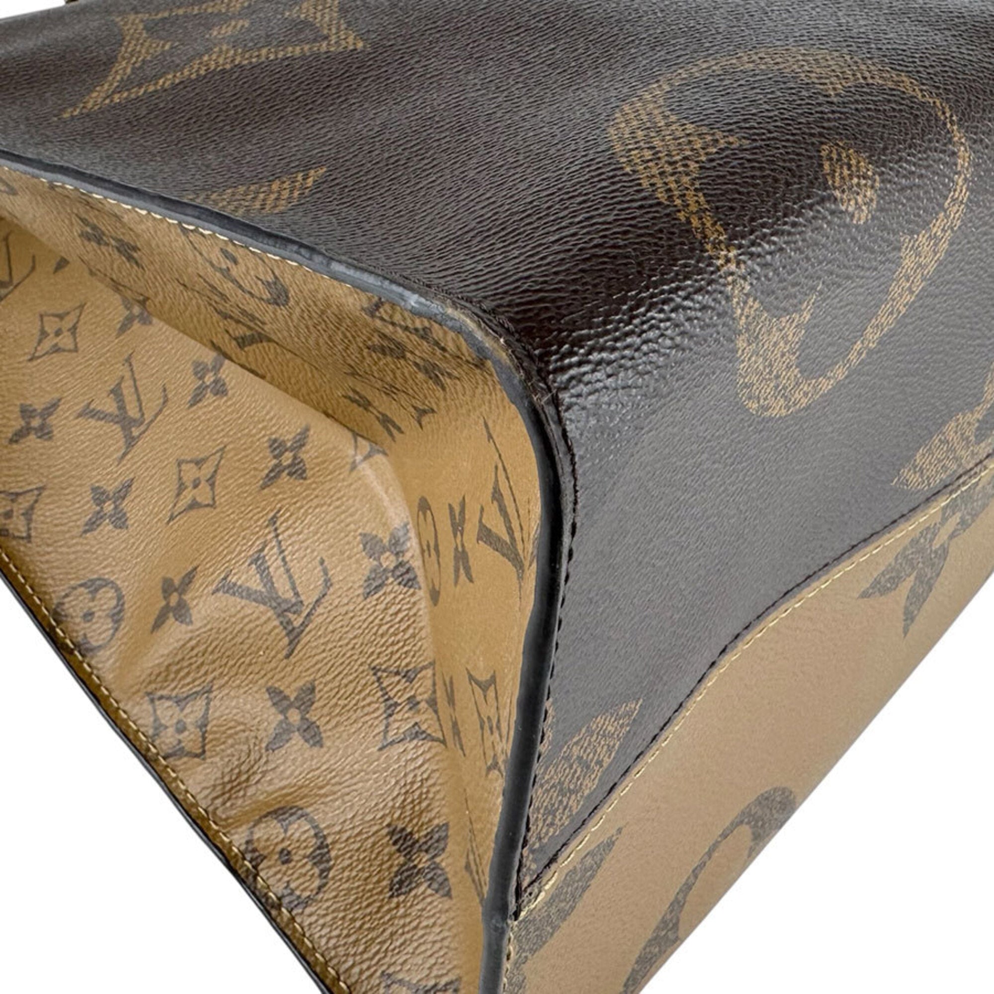 Louis Vuitton Brown Monogram Handbag (Pre-Owned)
