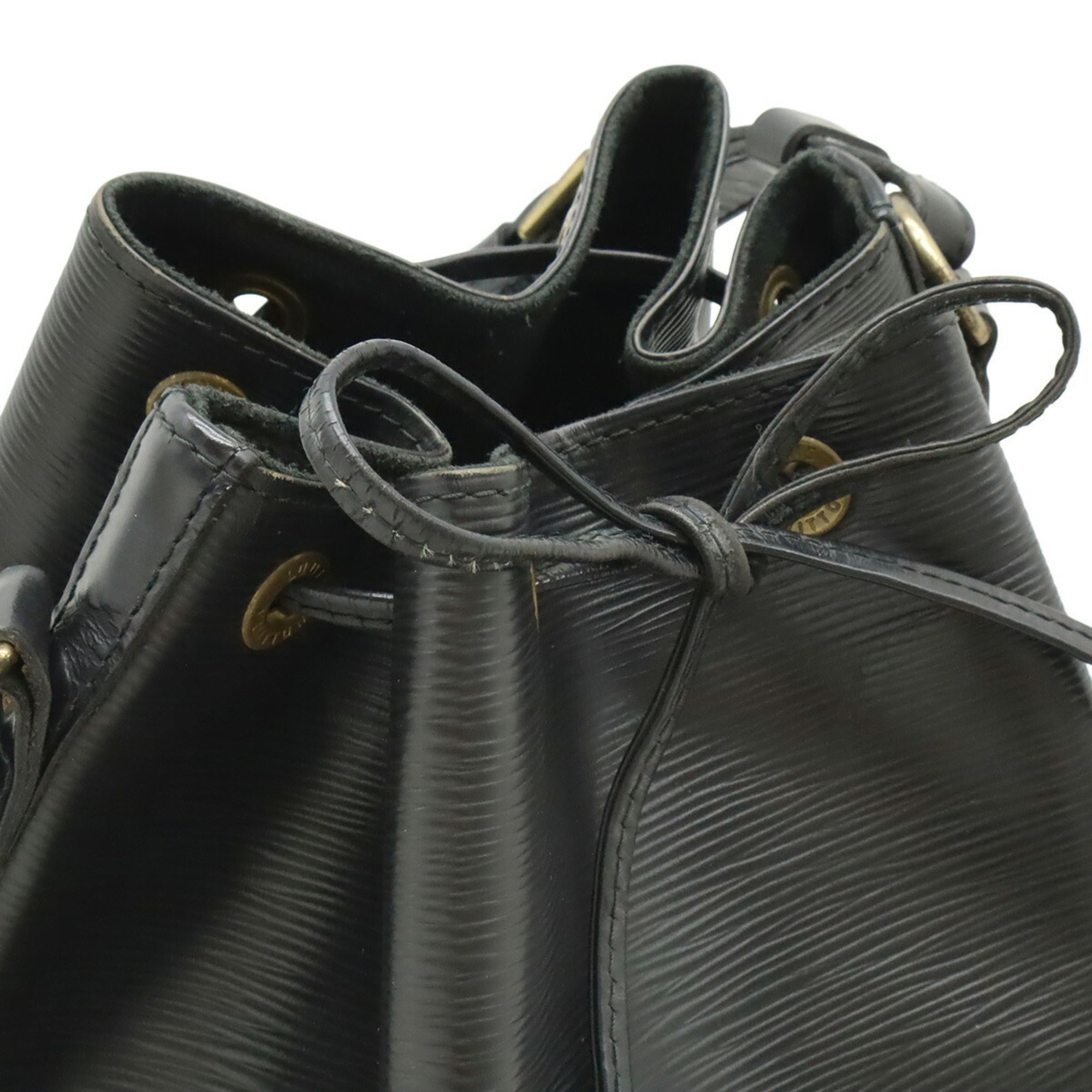 Louis Vuitton Noir Epi Leather Shoulder Bag (Pre-Owned)