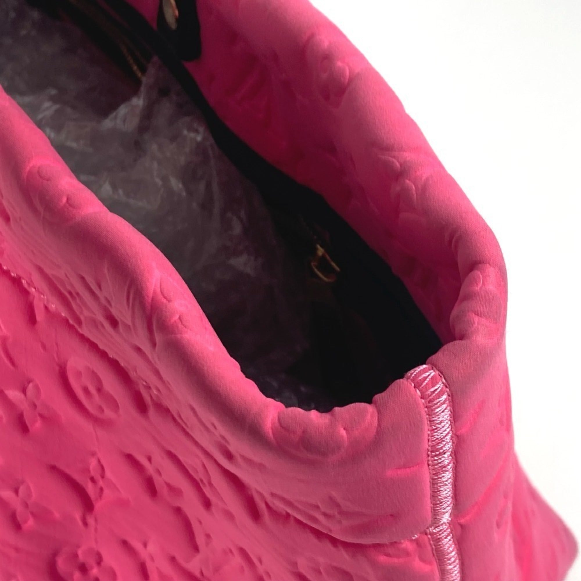 Louis Vuitton Black Pink Microfiber Shoulder Bag Tote Bag (Pre-Owned)