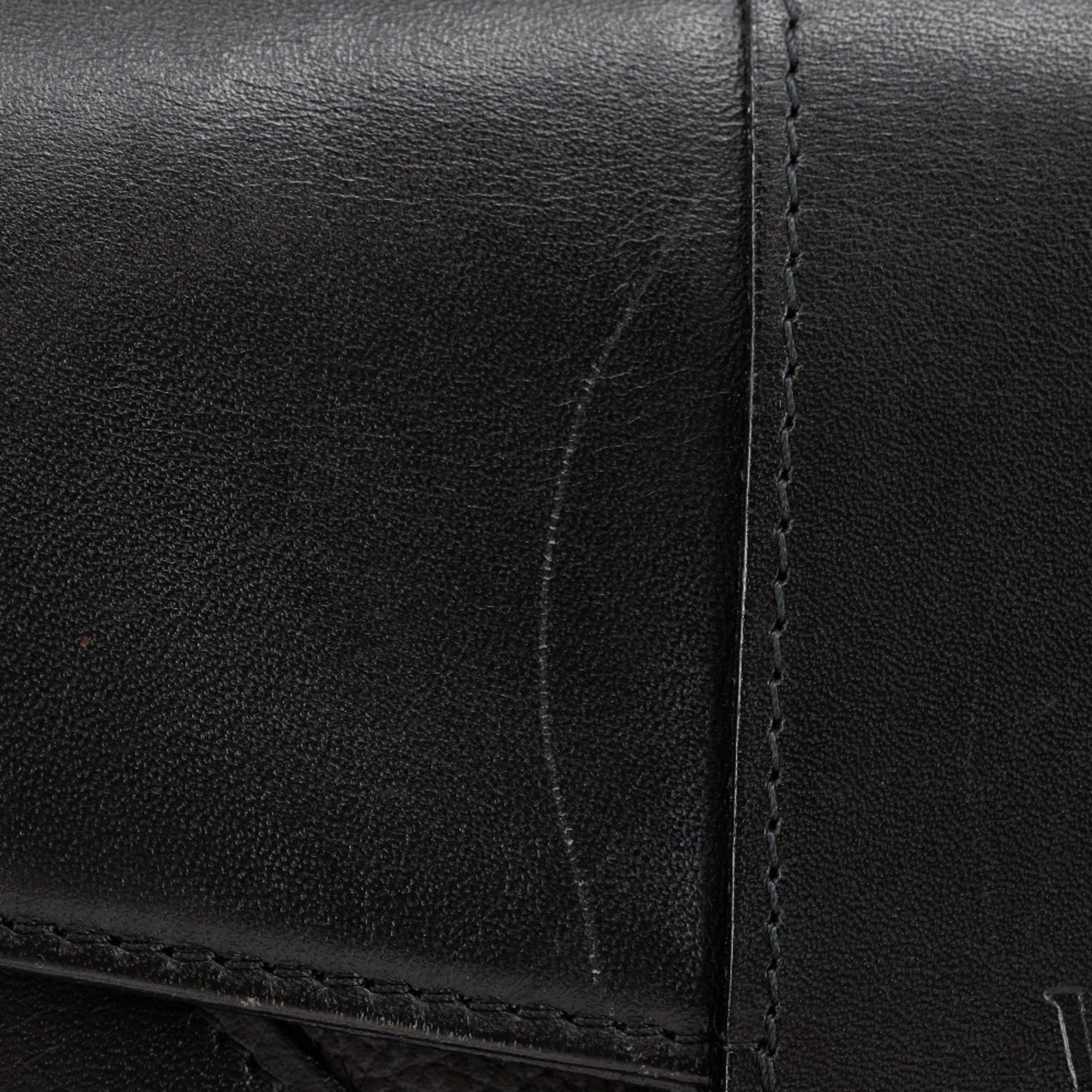 Yves Saint Laurent Black Leather Shoulder Bag (Pre-Owned)