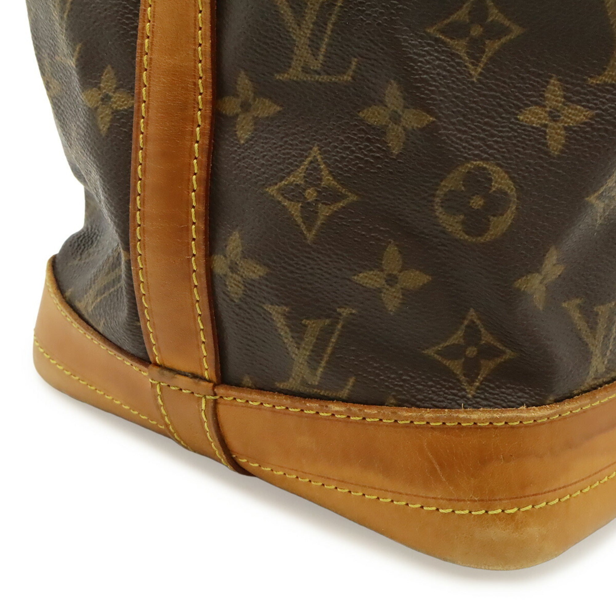 Louis Vuitton Brown Monogram Canvas Shoulder Bag (Pre-Owned)