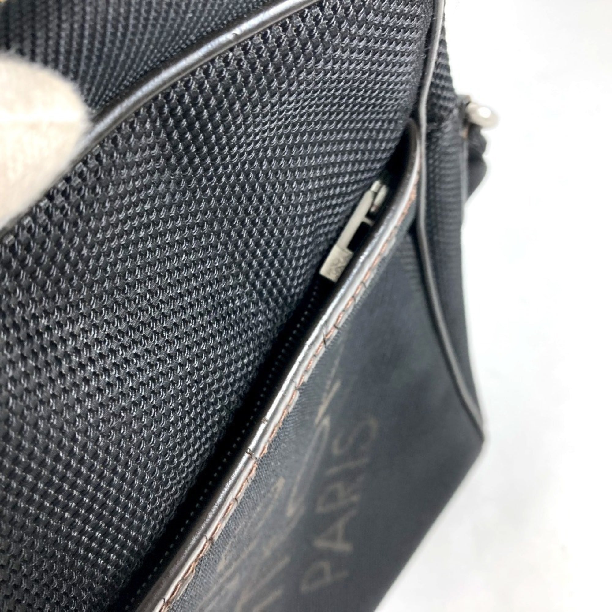 Louis Vuitton Black Noir Damier Geant Pochette Shoulder Bag (Pre-Owned)