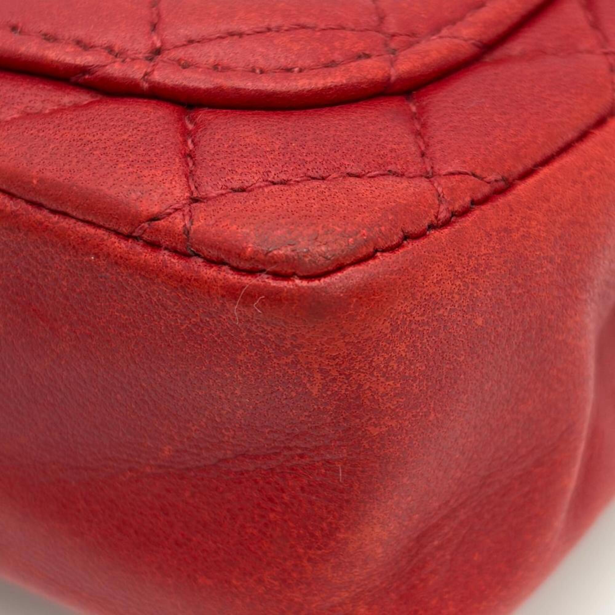Chanel Matelasse Red Color Leather Handbag (Pre-Owned)