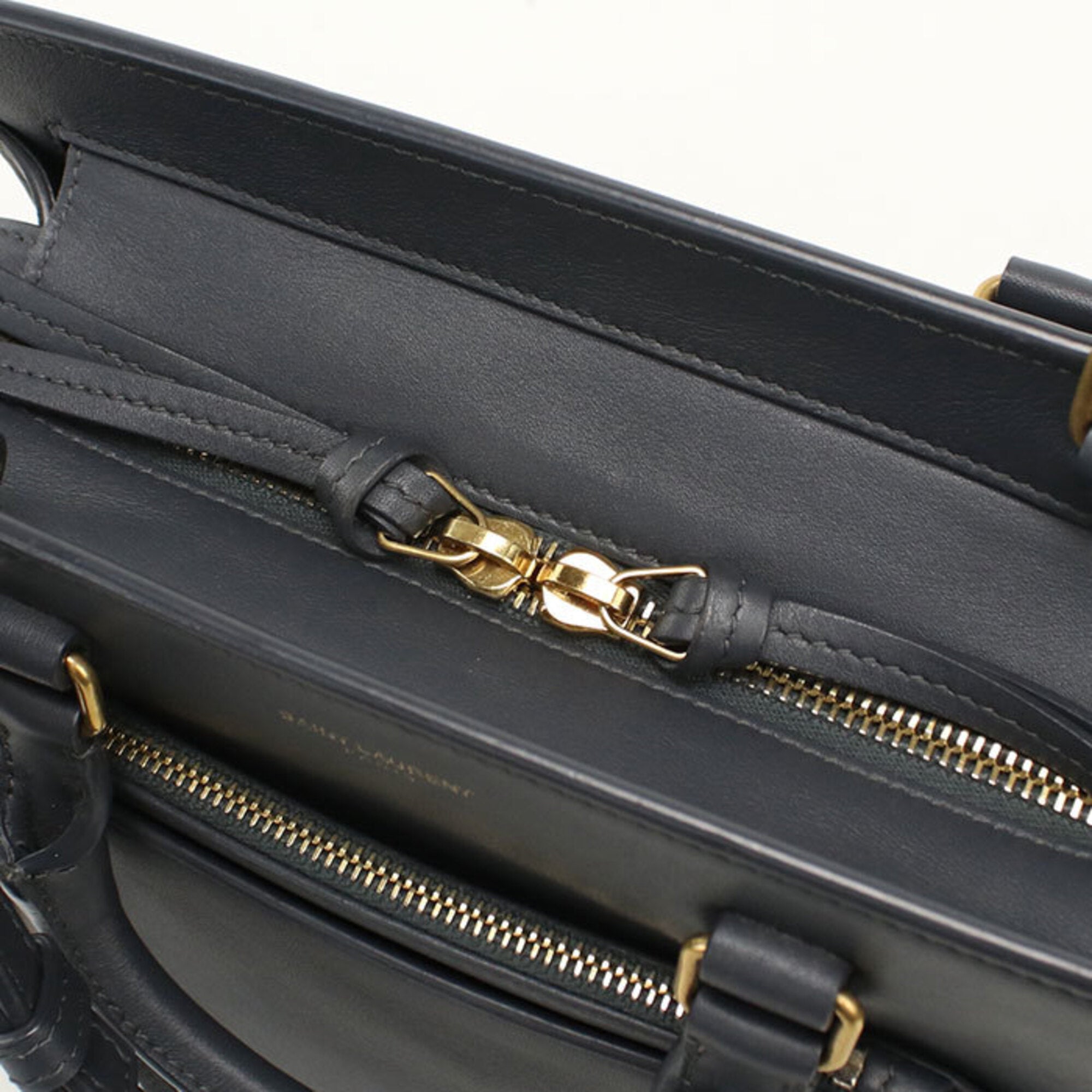 Saint Laurent Gray Leather Handbag (Pre-Owned)