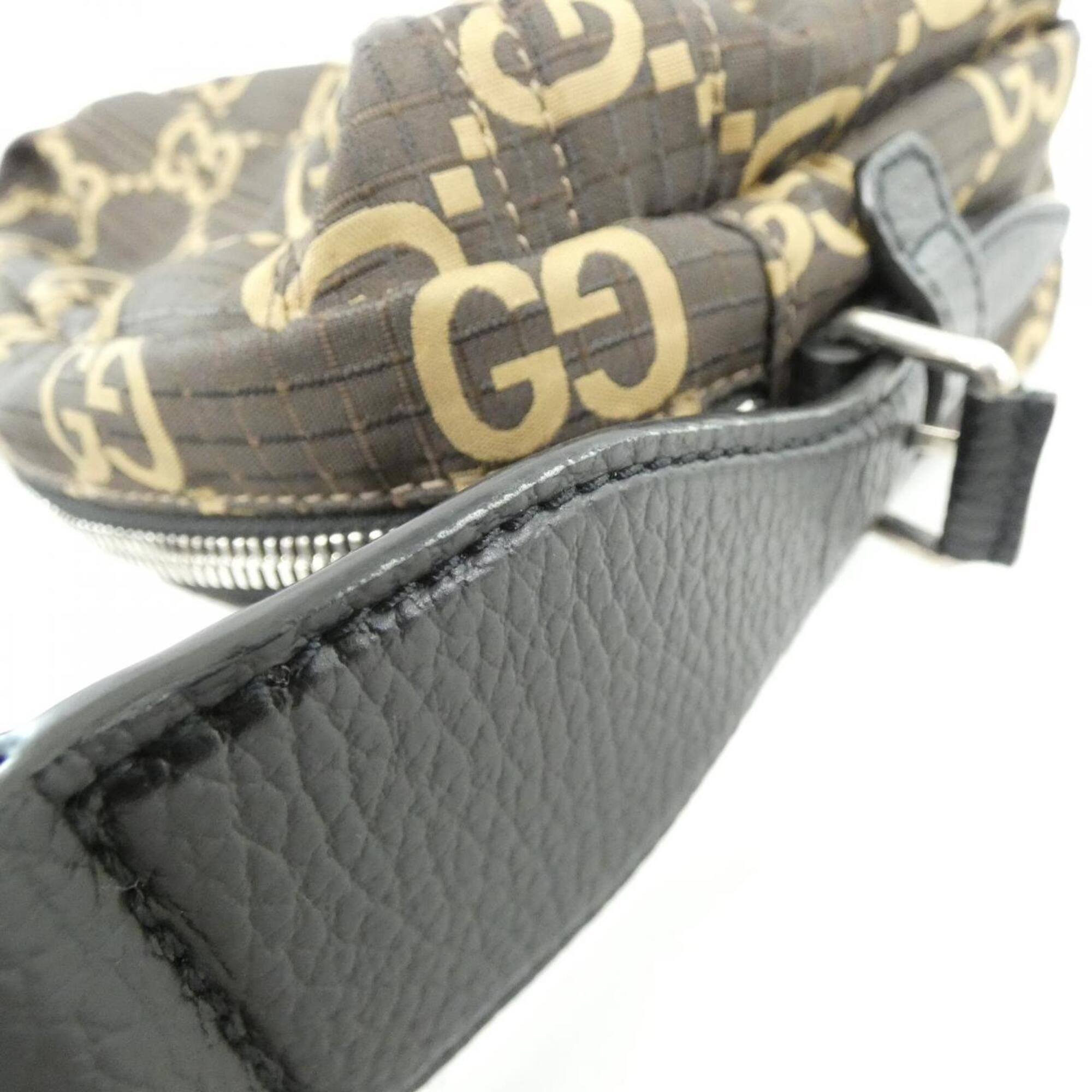 Gucci Beige Polyester Shoulder Bag (Pre-Owned)