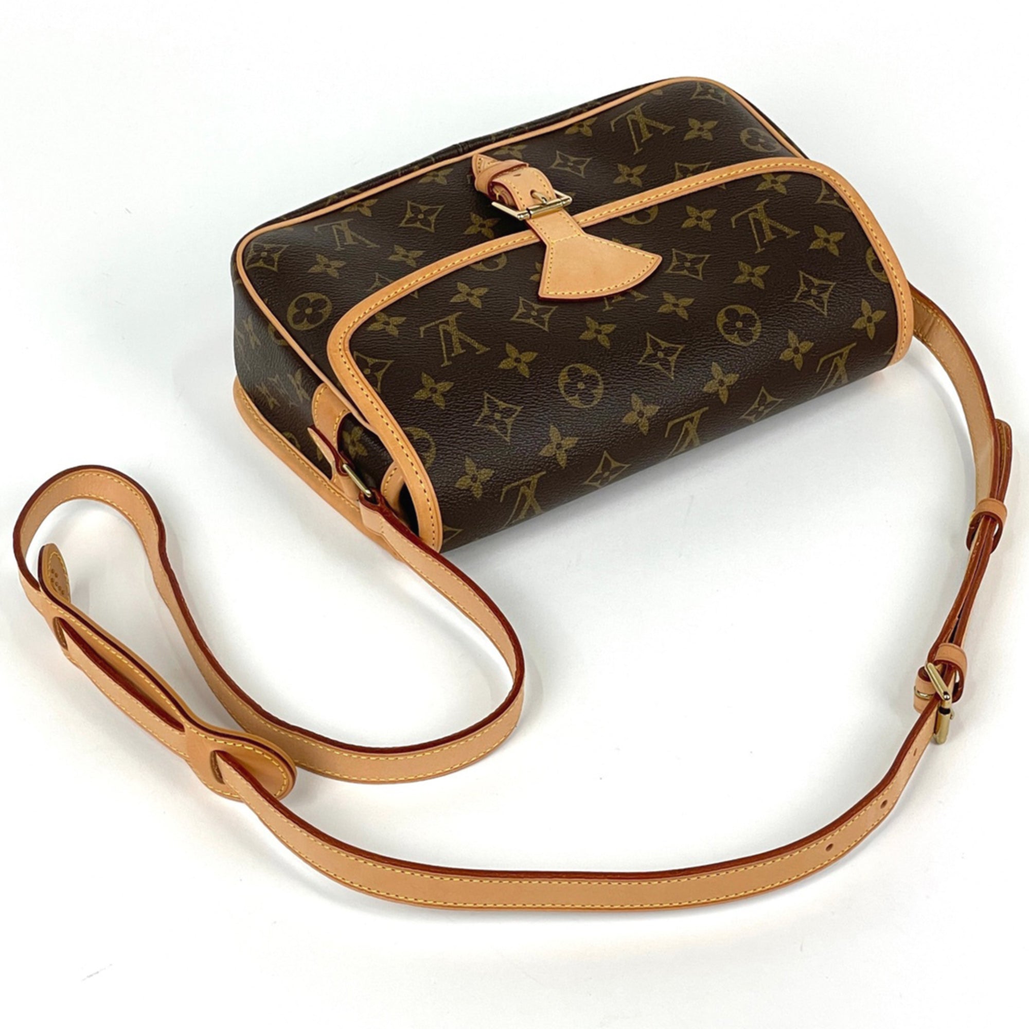 Louis Vuitton Brown Monogram Shoulder Bag (Pre-Owned)