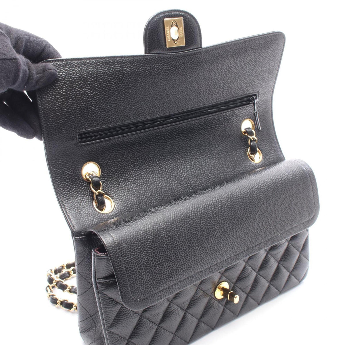 Chanel Black Grained Calfskin Handbag Shoulder Bag (Pre-Owned)