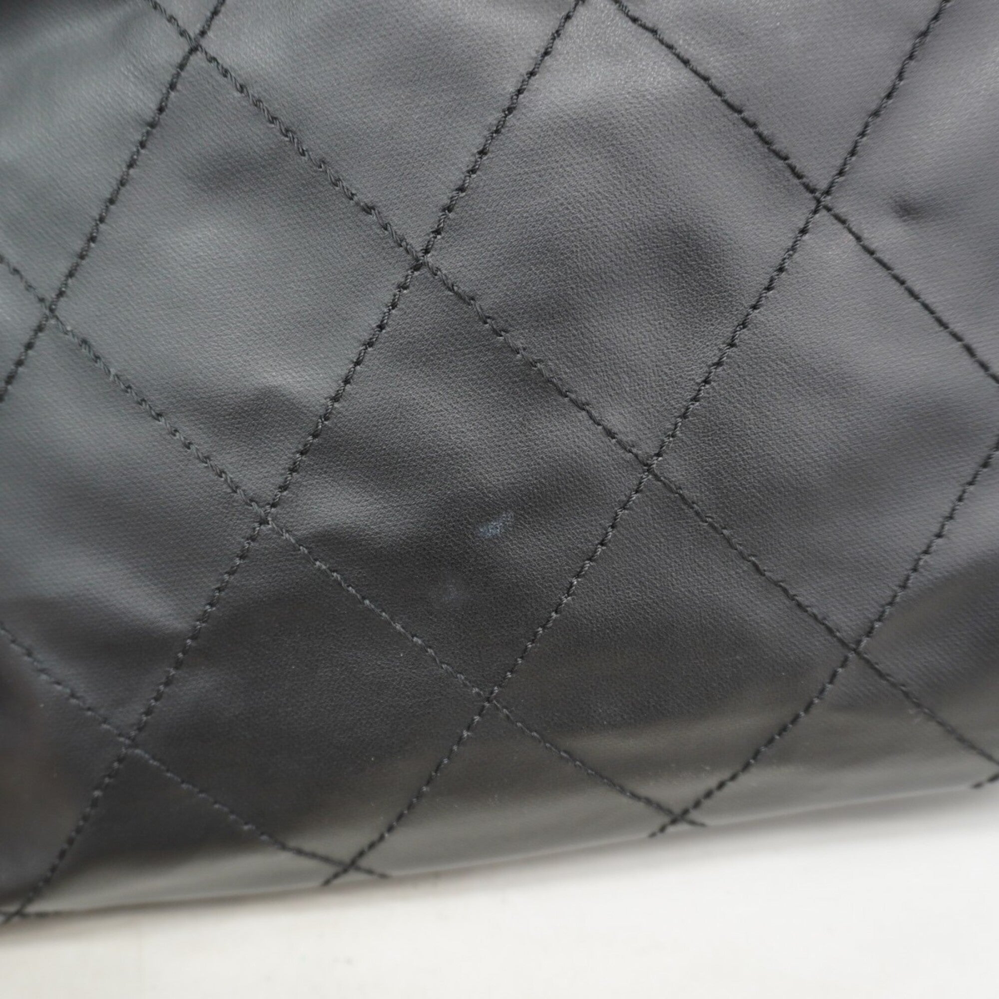 Chanel Black Leather Tote Bag (Pre-Owned)