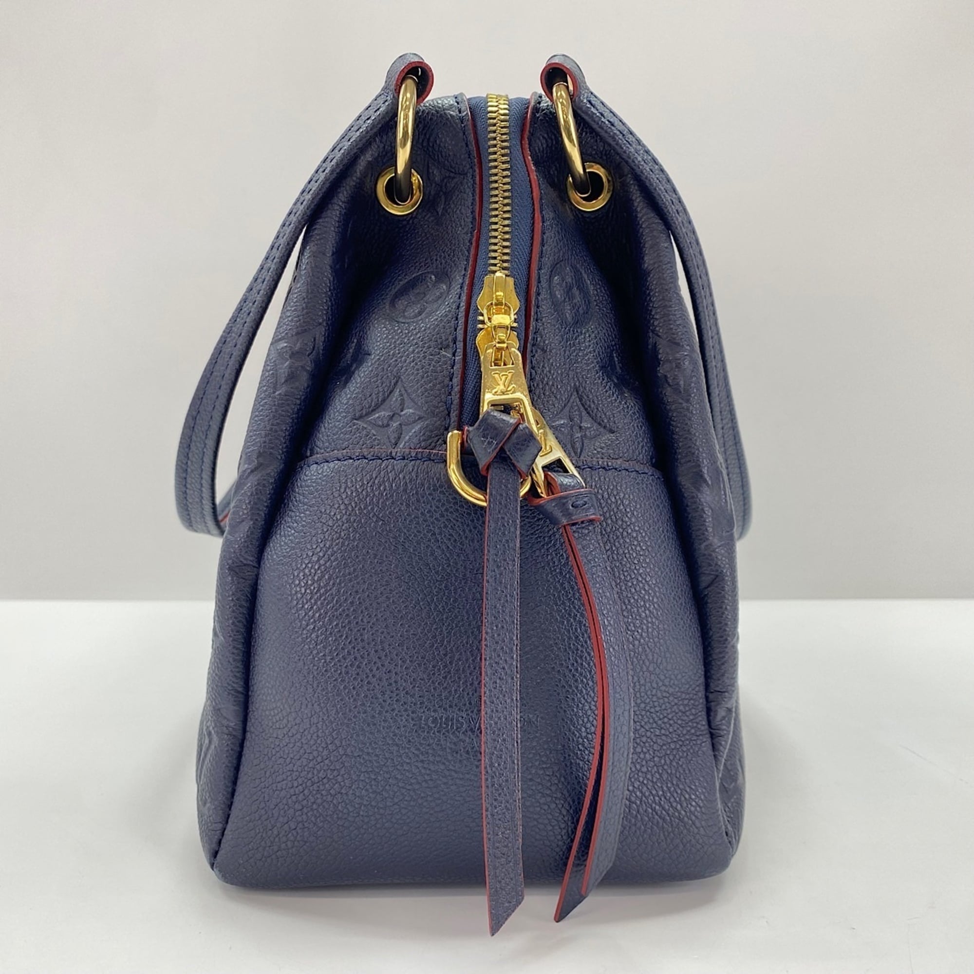 Louis Vuitton Navy Handbag (Pre-Owned)