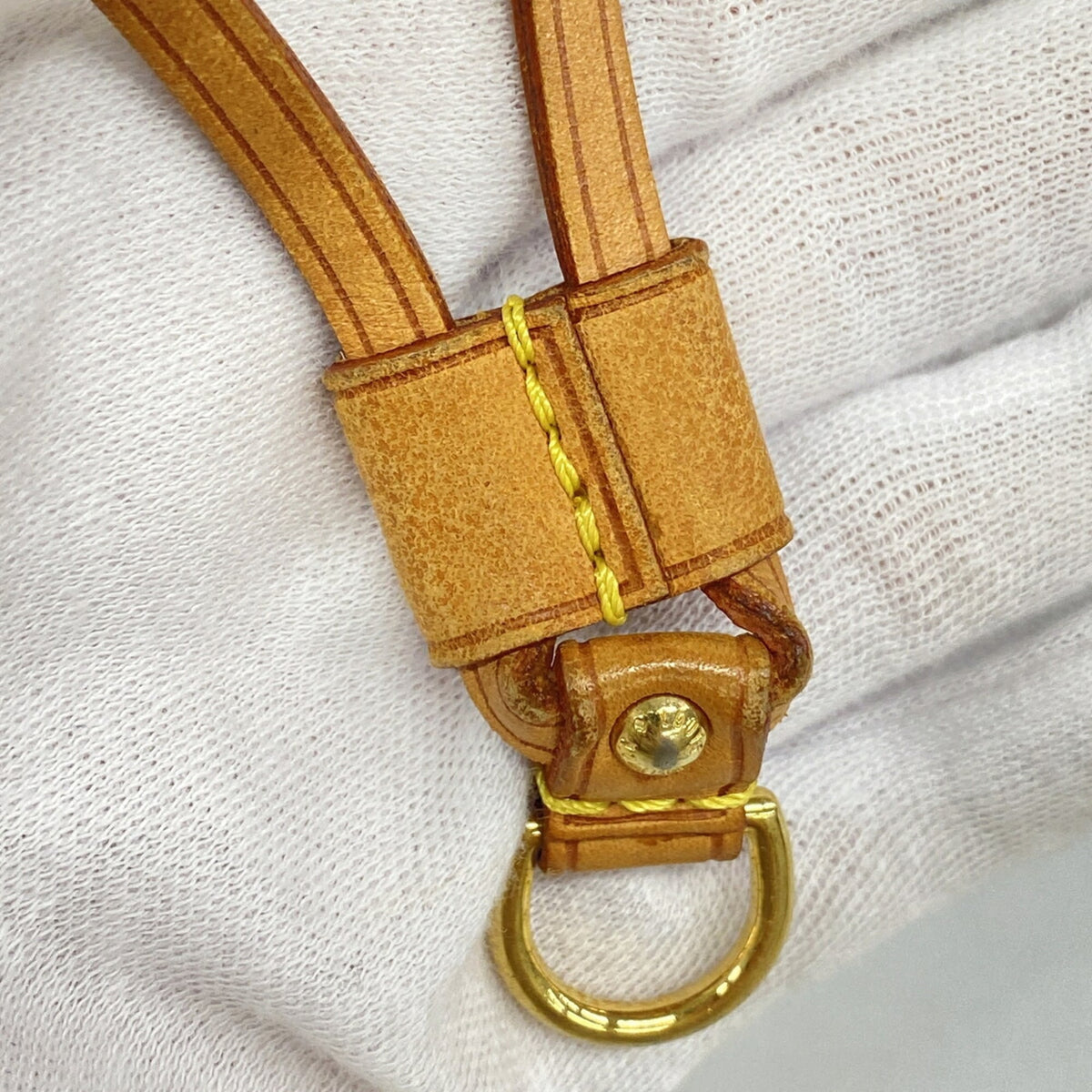 Louis Vuitton White Tote Bag (Pre-Owned)