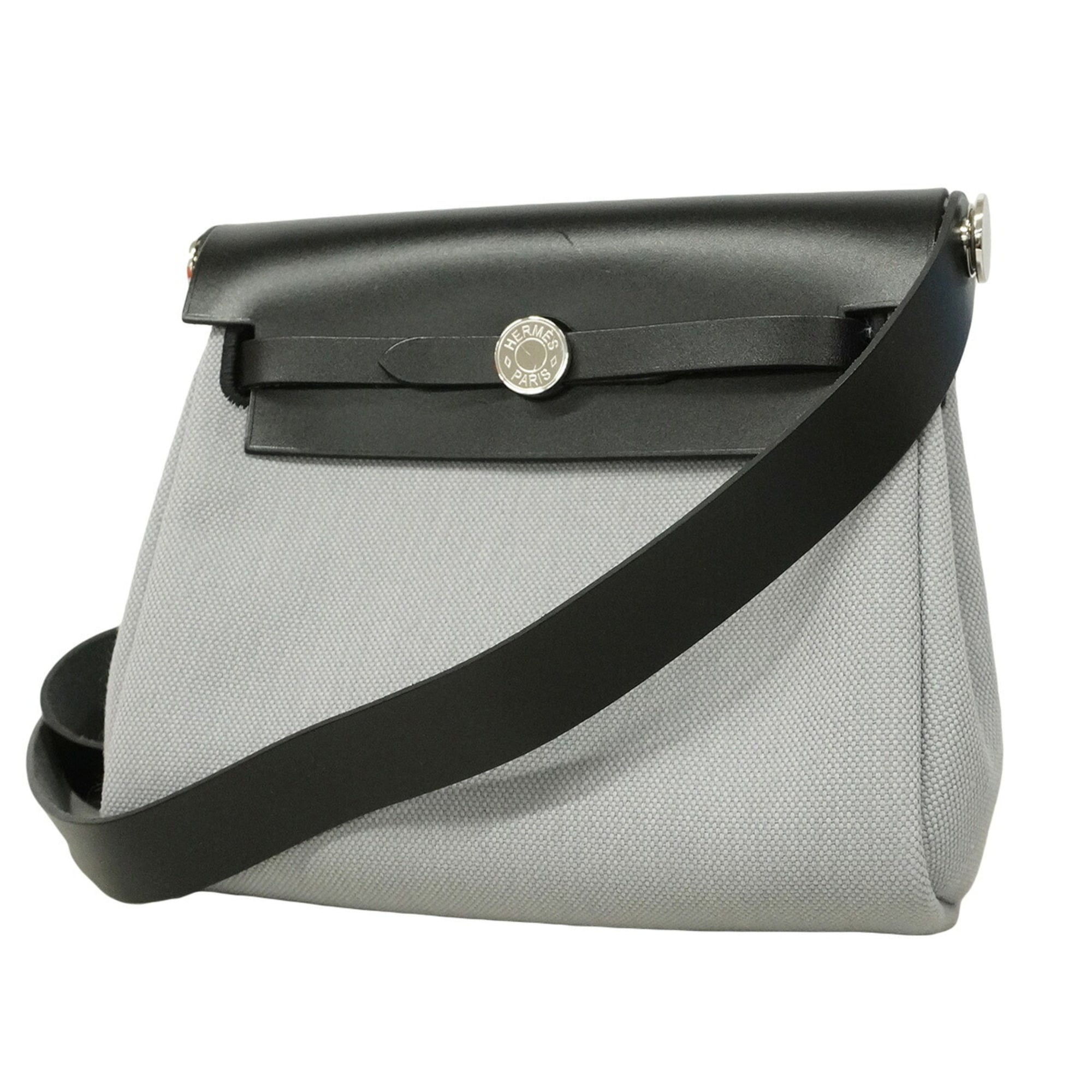 Hermes Gray Shoulder Bag (Pre-Owned)