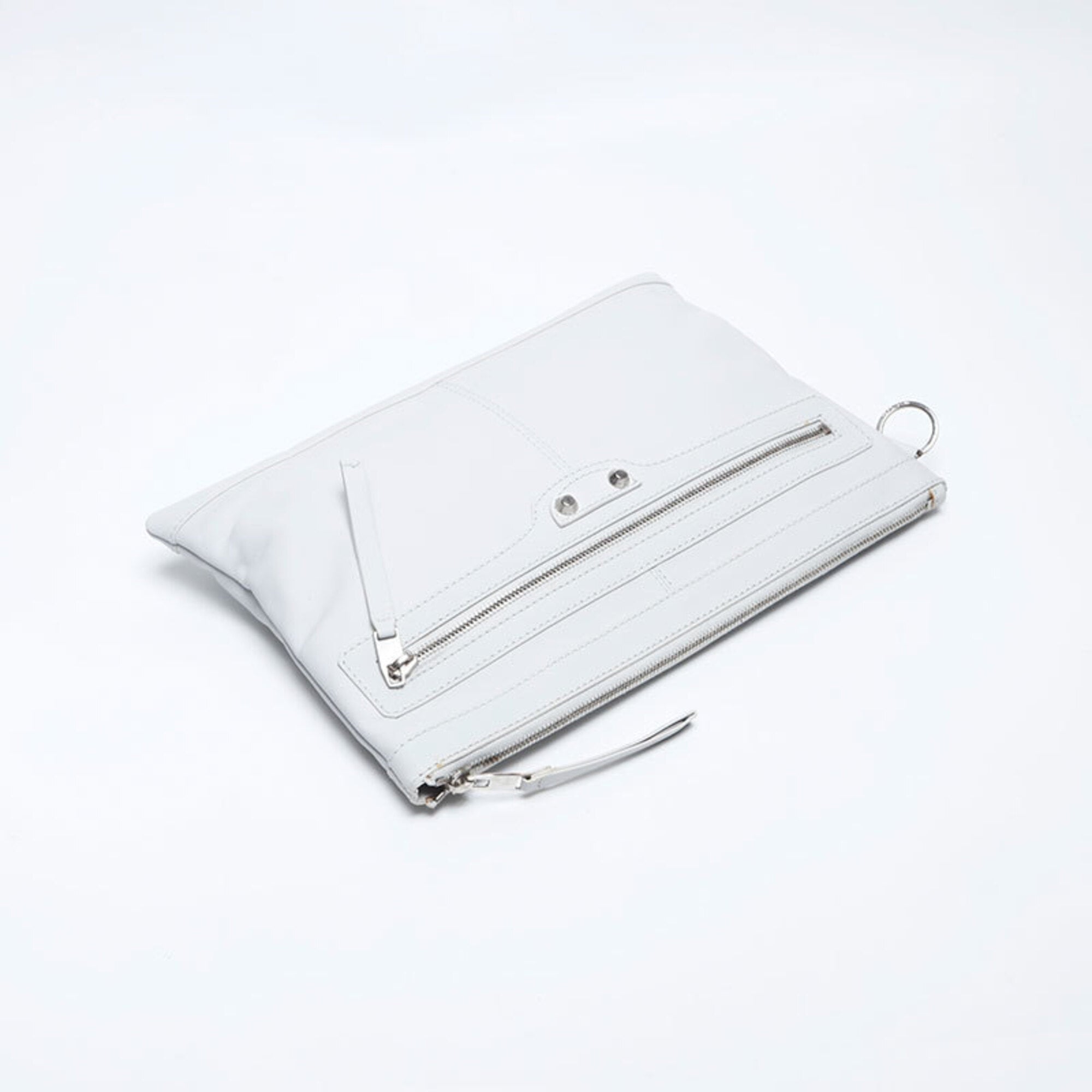 Balenciaga White Leather Clutch Bag (Pre-Owned)