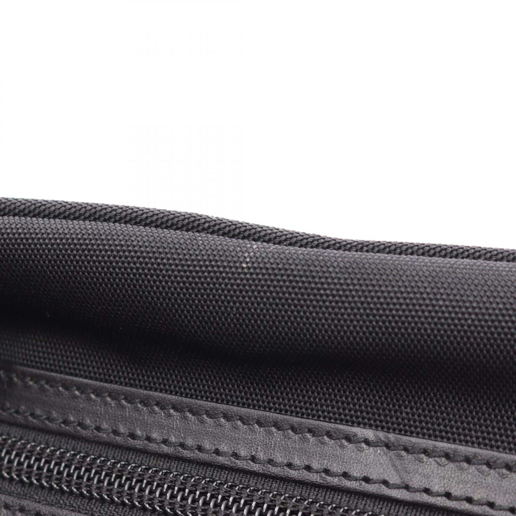 Gucci Black Canvas Leather Handbag Shoulder Bag (Pre-Owned)