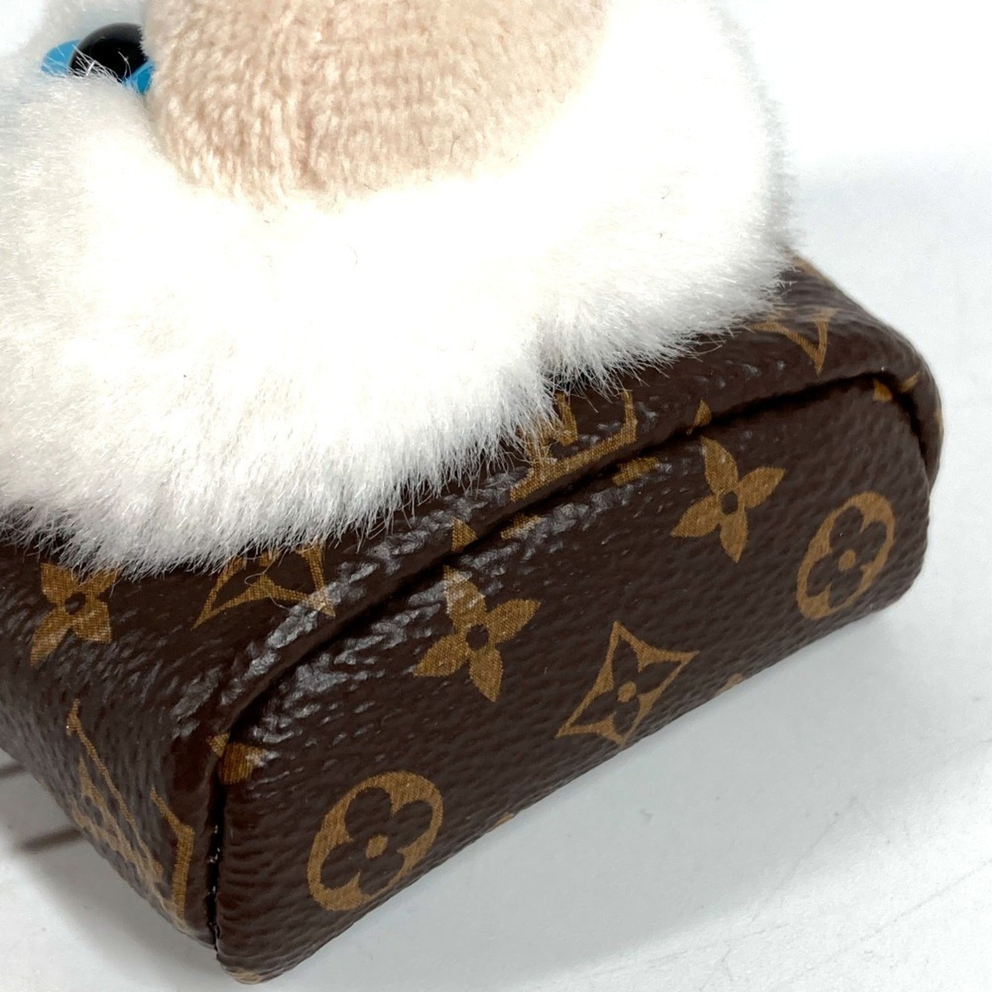 Louis Vuitton Brown White Monogram Fur Handbag Pouch (Pre-Owned)