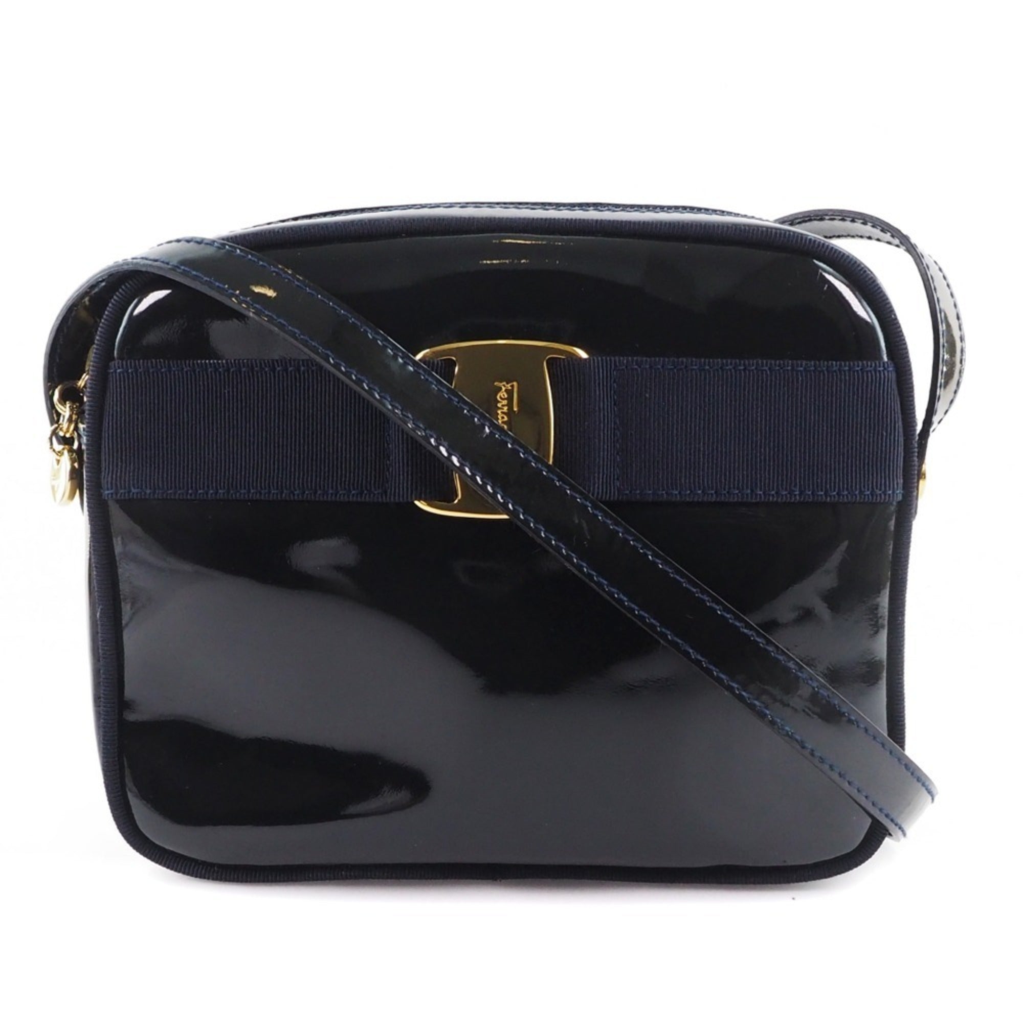 Salvatore Ferragamo Vara Black Patent Leather Shoulder Bag (Pre-Owned)