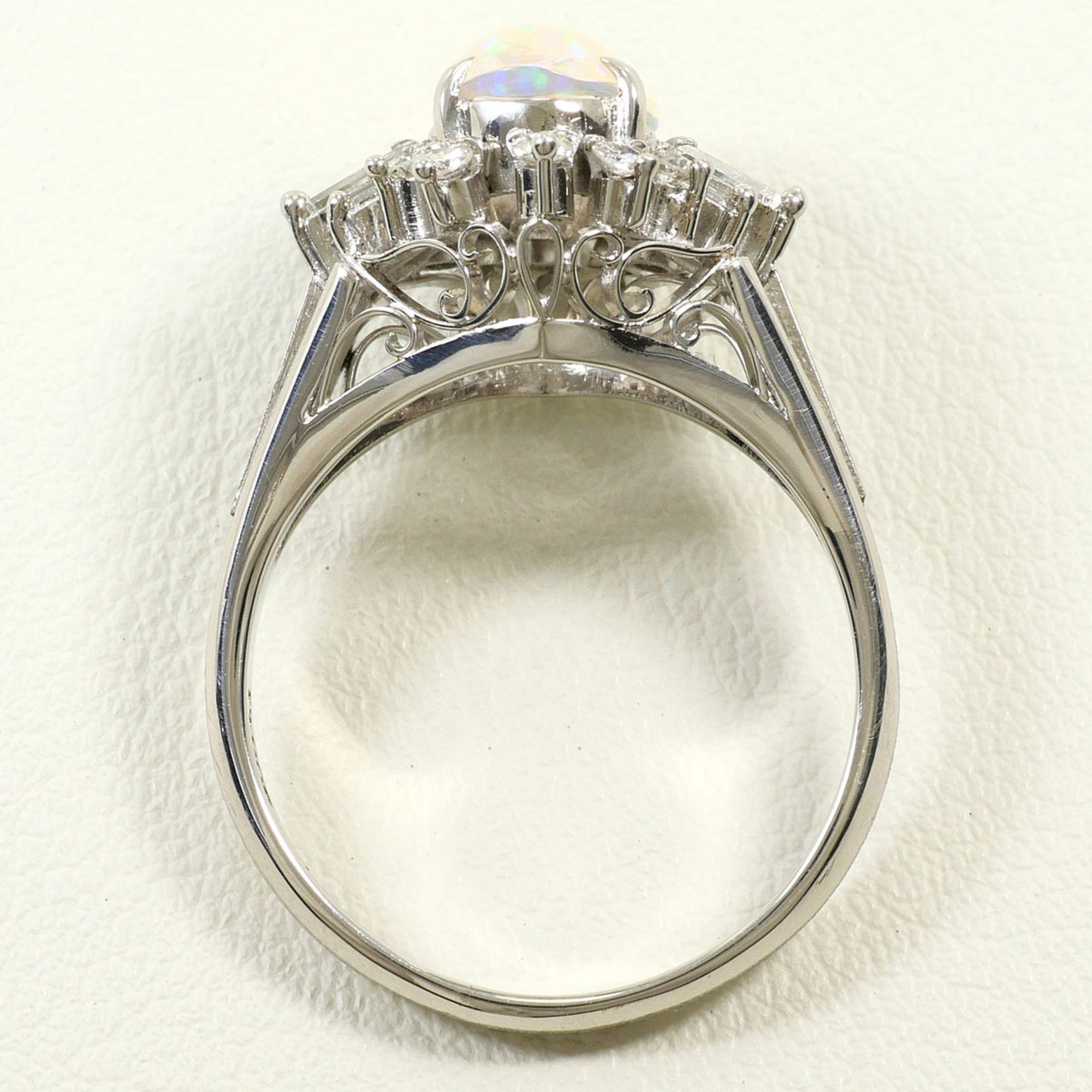 Unbranded Platinum 900 Band Ring (Pre-Owned)