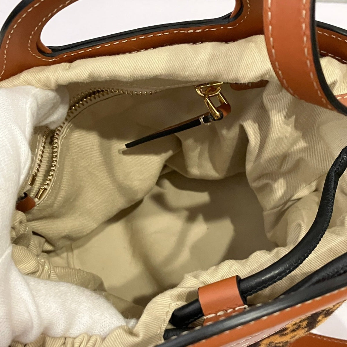 Marni Brown Handbag Shoulder Bag (Pre-Owned)