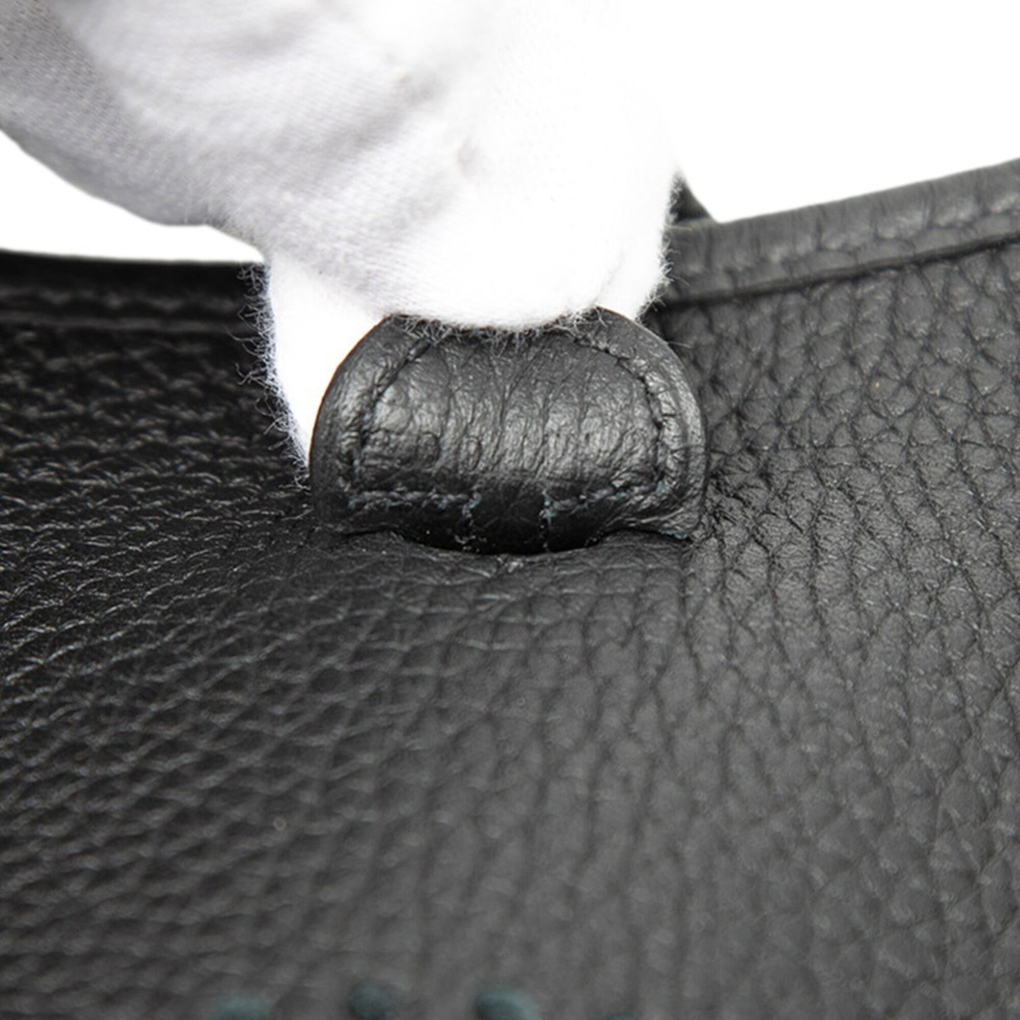 Hermes Black Taurillon Clemence Leather Shoulder Bag (Pre-Owned)