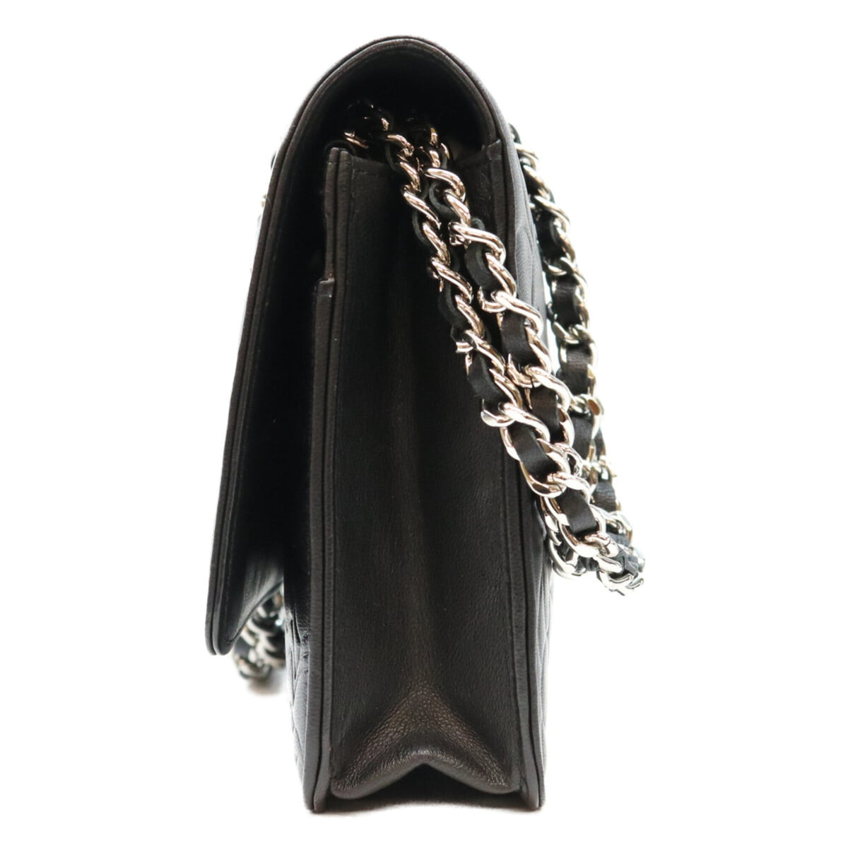 Chanel Black Leather Shoulder Bag (Pre-Owned)