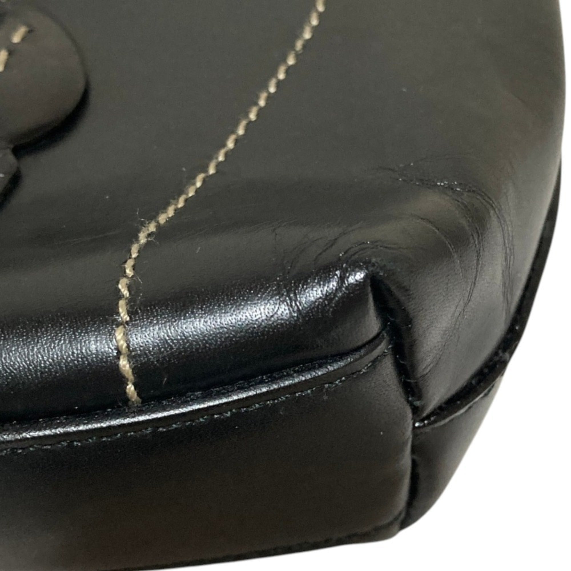 Prada Black Handbag (Pre-Owned)
