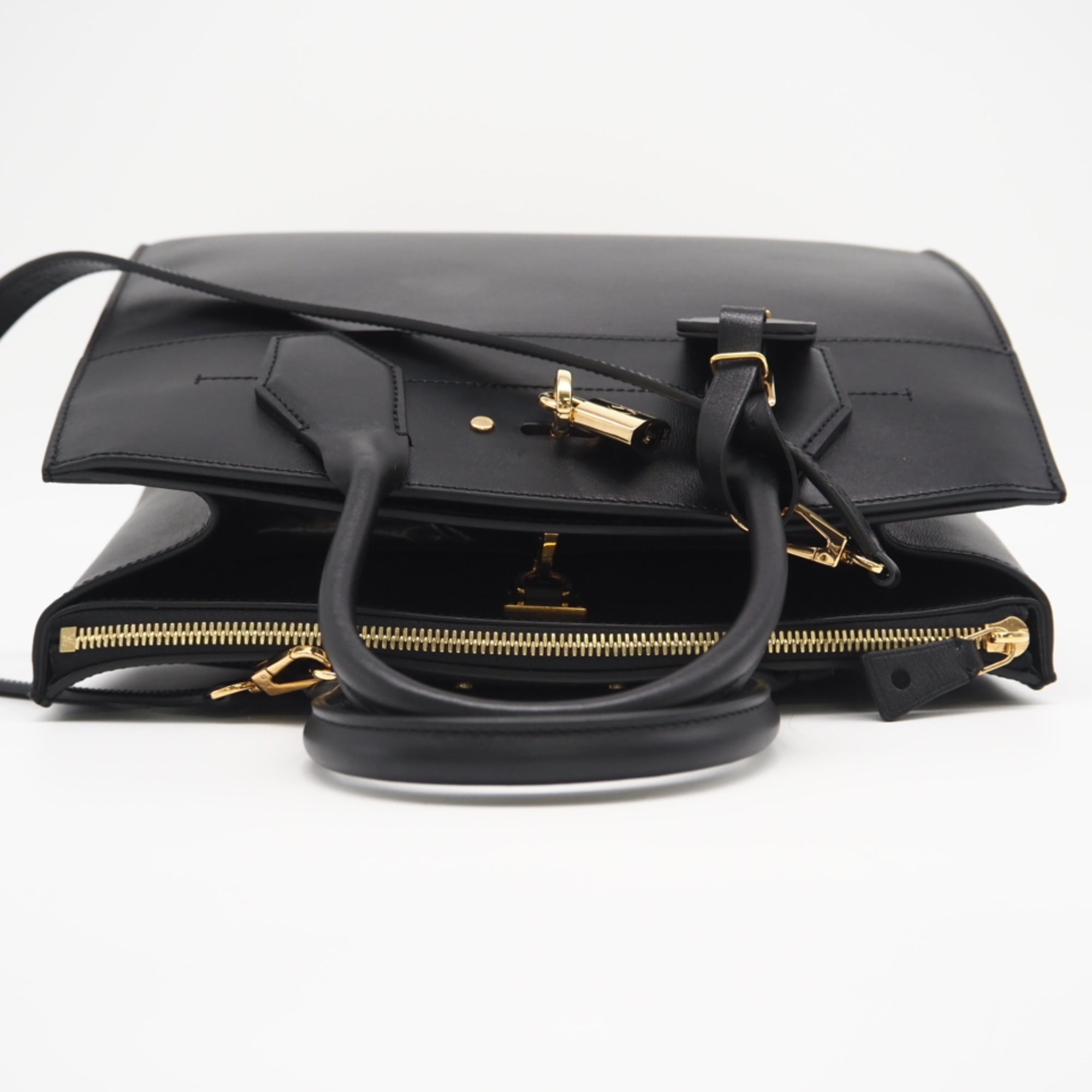 Louis Vuitton Black Noir Leather Handbag (Pre-Owned)