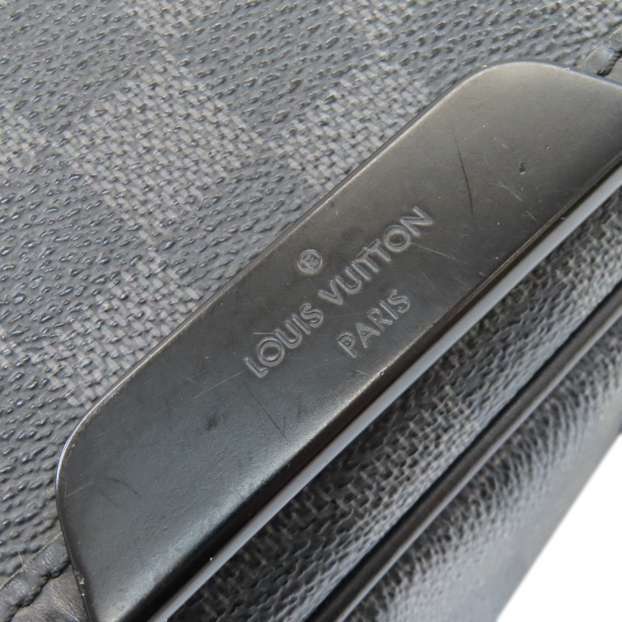 Louis Vuitton Damier Graphite Dark Gray Damier Canvas Shoulder Bag (Pre-Owned)