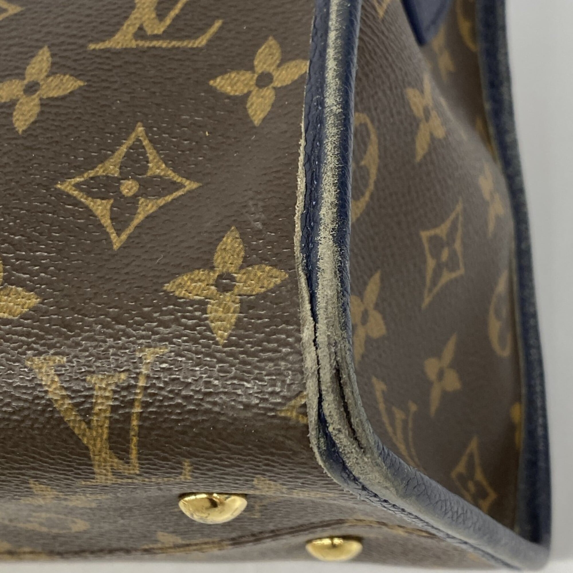 Louis Vuitton Brown Handbag (Pre-Owned)