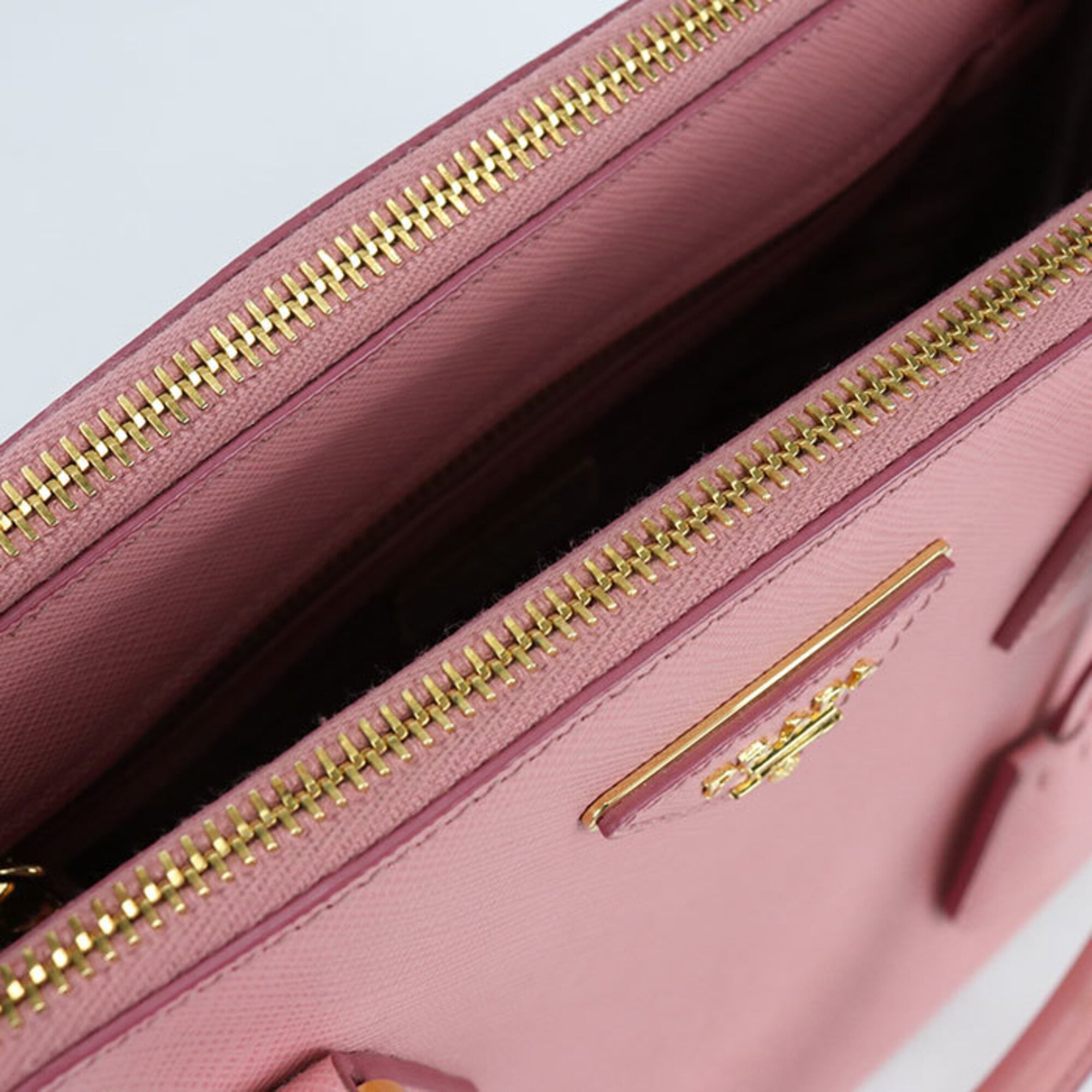 Prada Pink Leather Tote Bag (Pre-Owned)