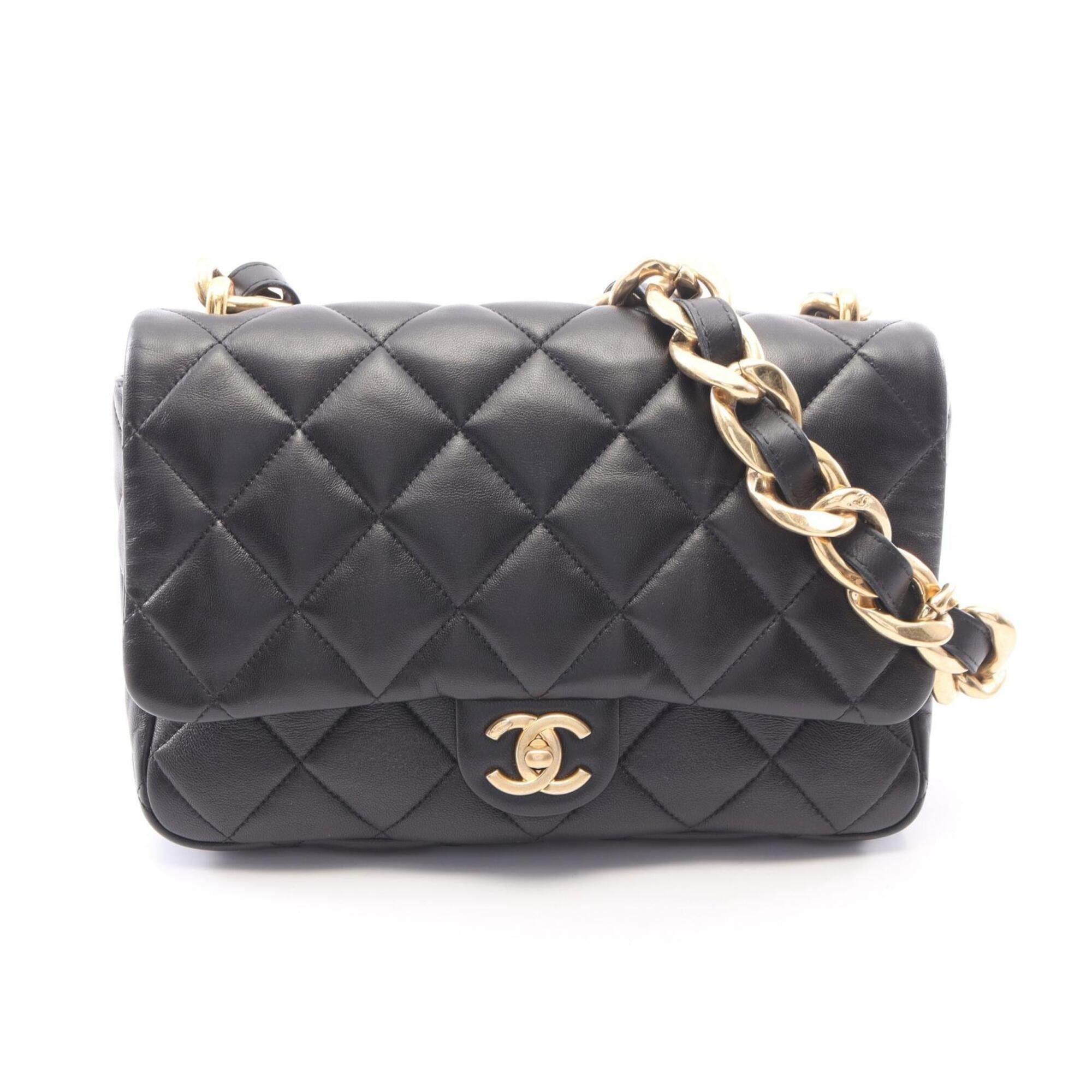 Chanel Black Leather Handbag Shoulder Bag (Pre-Owned)