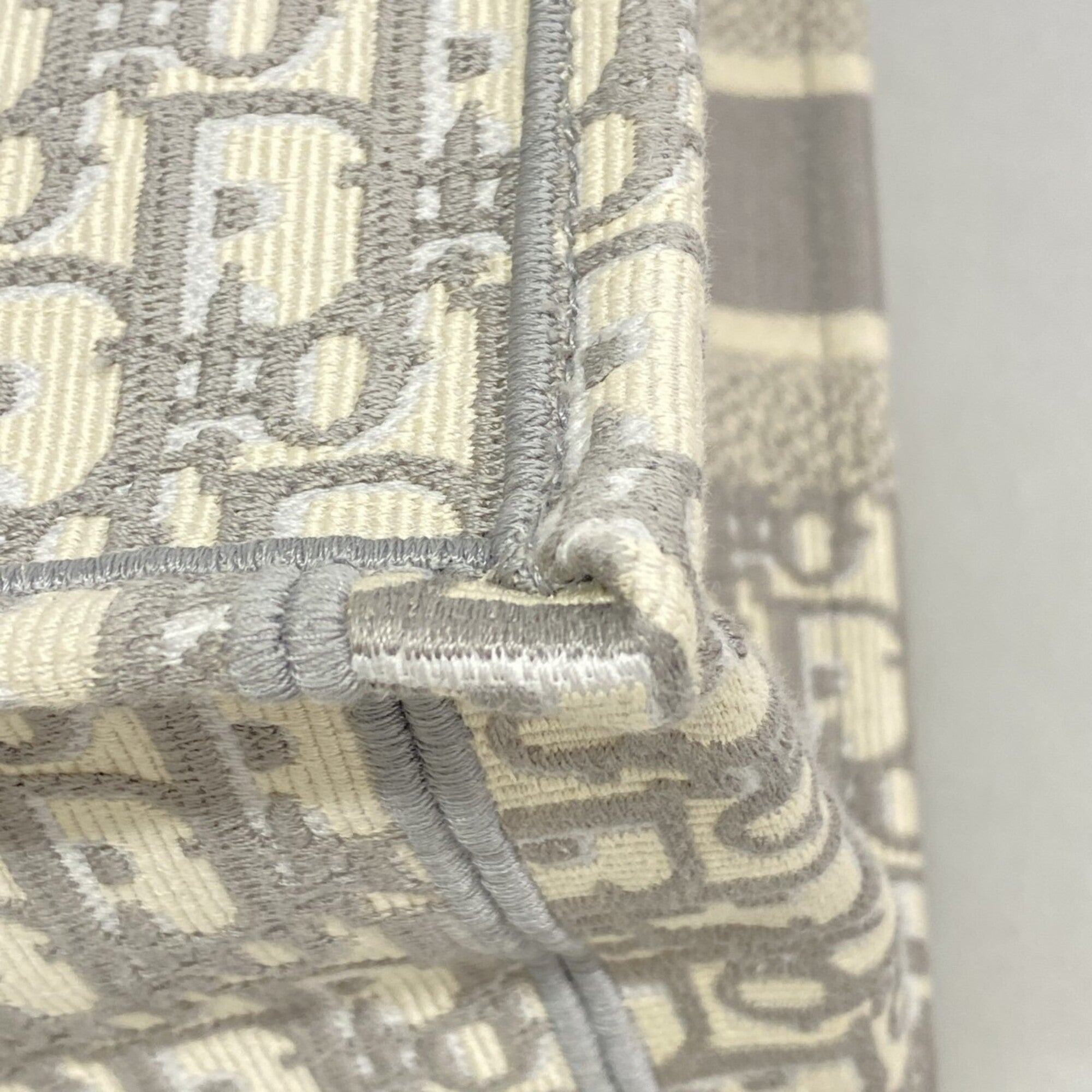 Christian Dior Gray Canvas Tote Bag (Pre-Owned)