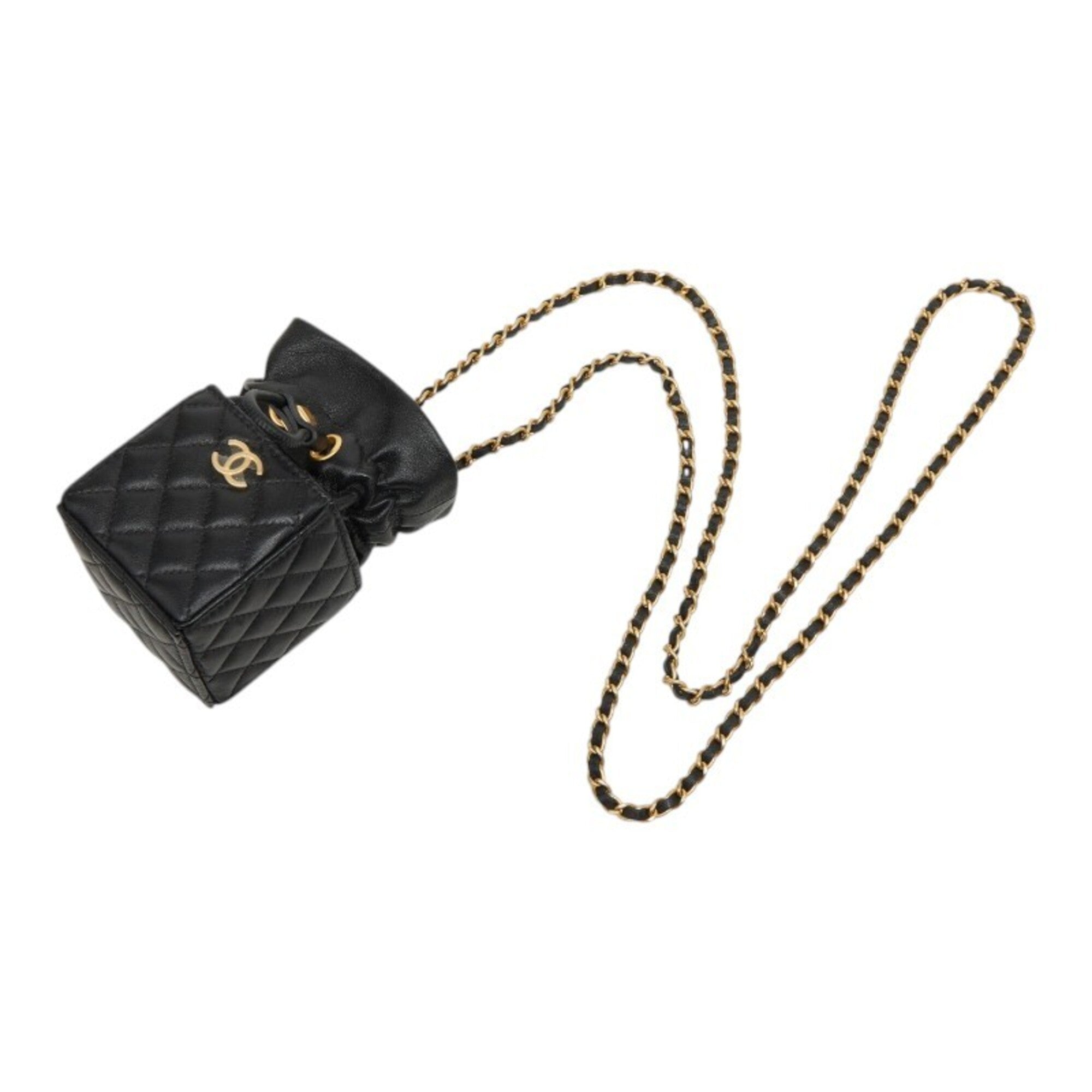 Chanel Black Leather Shoulder Bag (Pre-Owned)