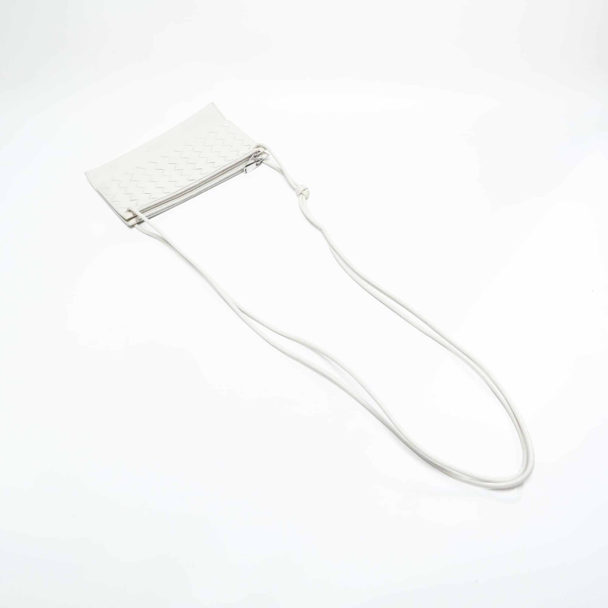 Bottega Veneta White Leather Shoulder Bag (Pre-Owned)