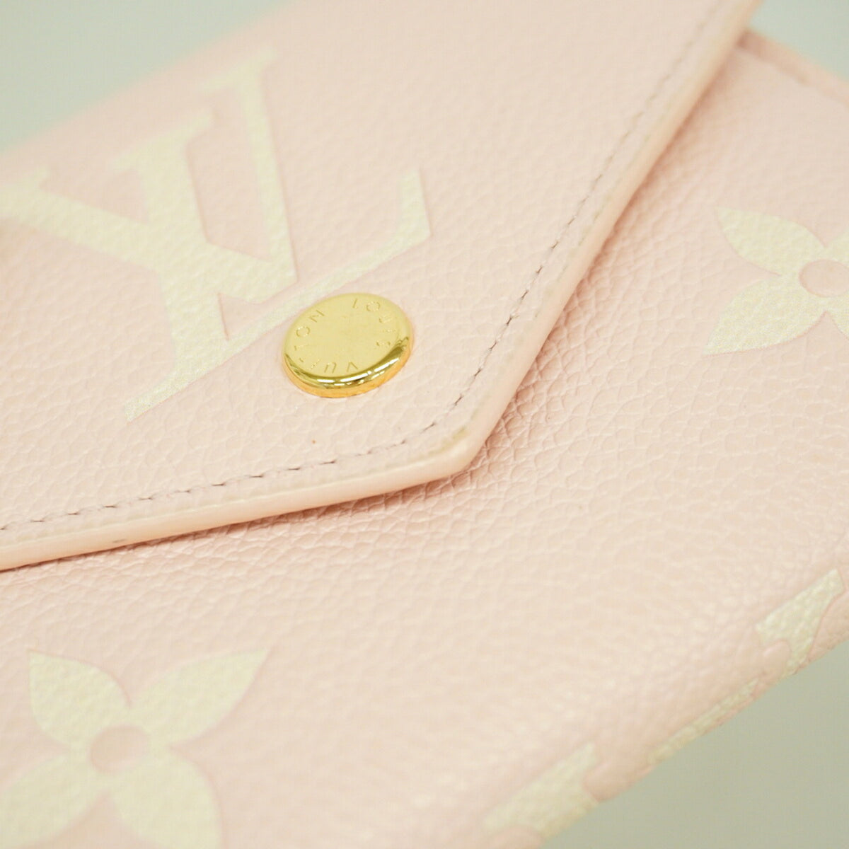 Louis Vuitton Rose Wallet (Tri-Fold) (Pre-Owned)