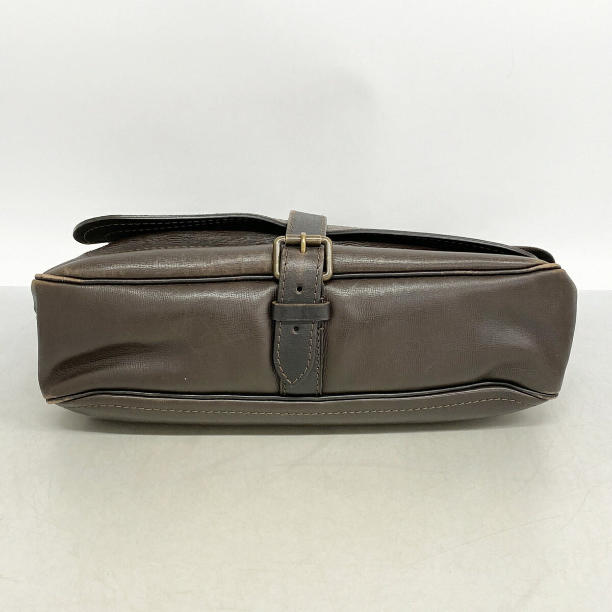 Louis Vuitton Coffee Shoulder Bag (Pre-Owned)