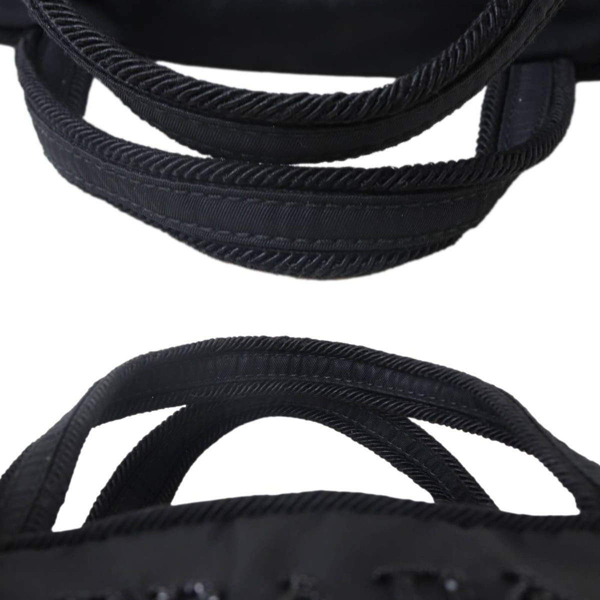 Prada Black Nylon Handbag (Pre-Owned)