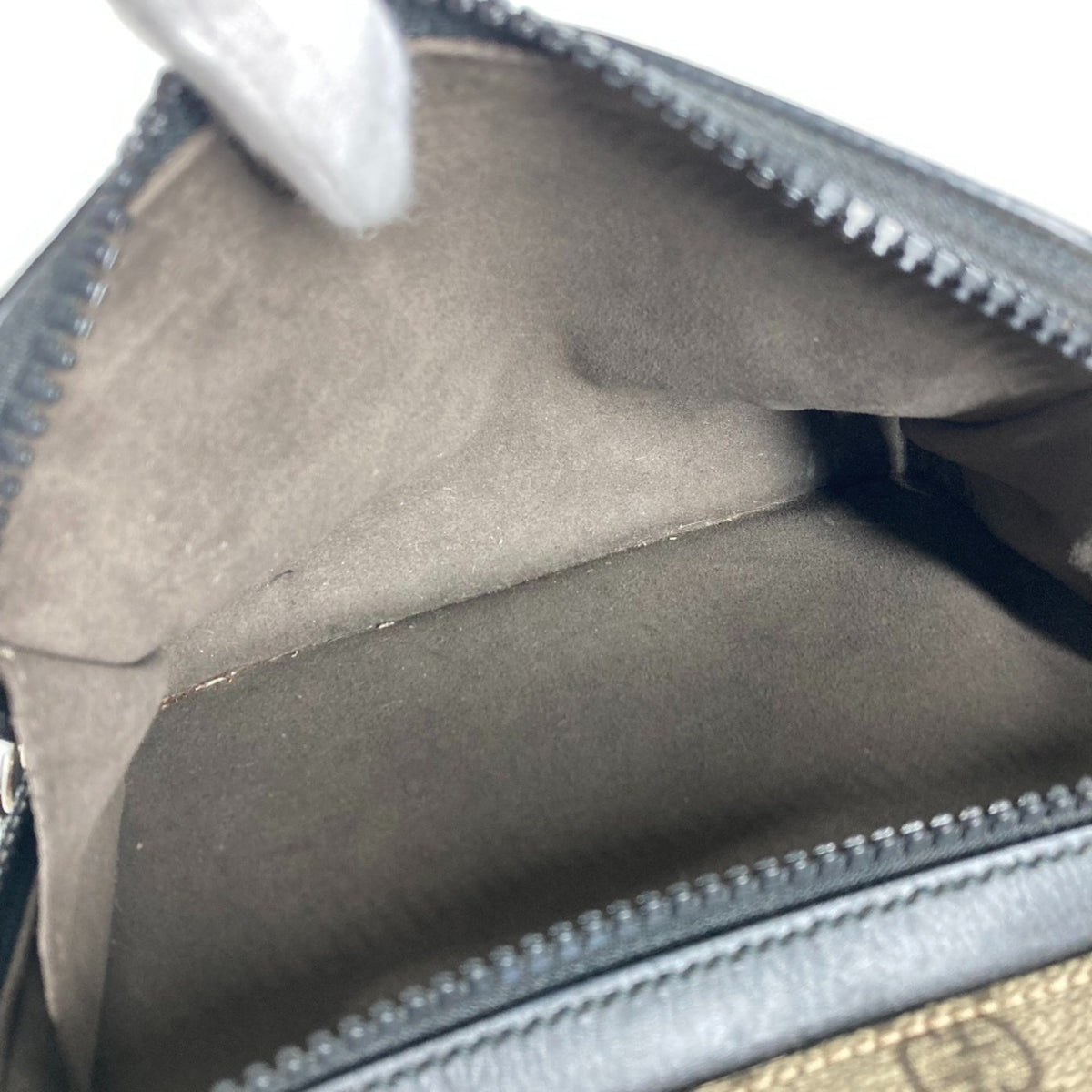 Gucci Beige Black Gg Supreme Backpack (Pre-Owned)