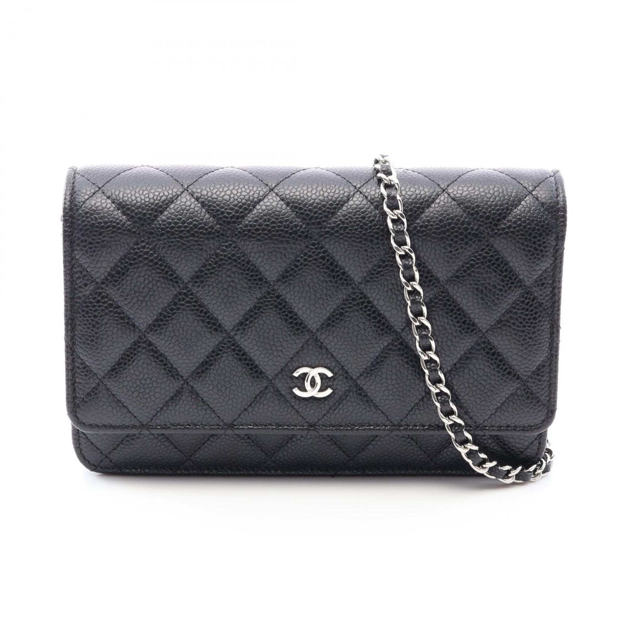 Chanel Black Grained Calfskin Handbag Shoulder Bag (Pre-Owned)