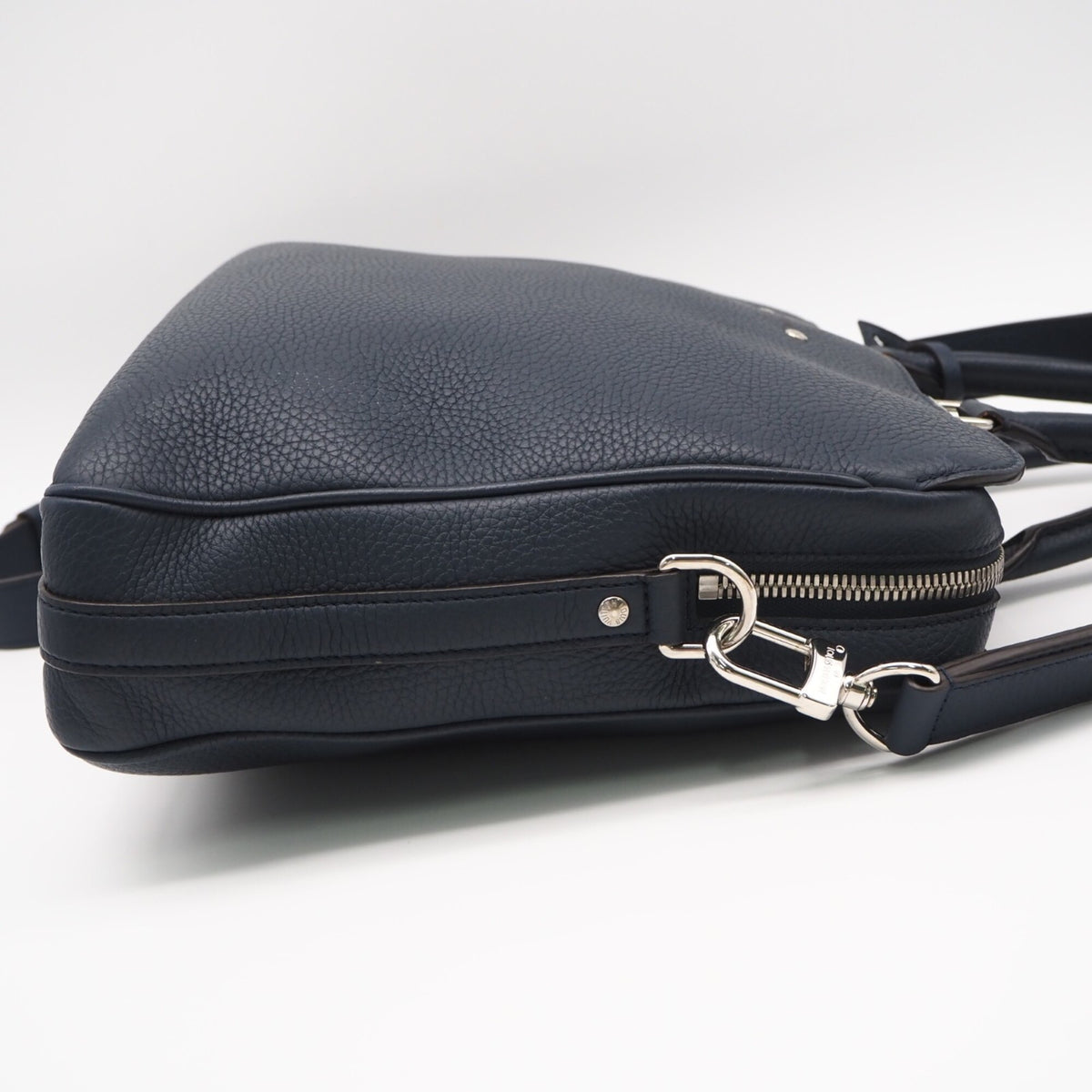 Louis Vuitton Navy Leather Briefcase (Pre-Owned)